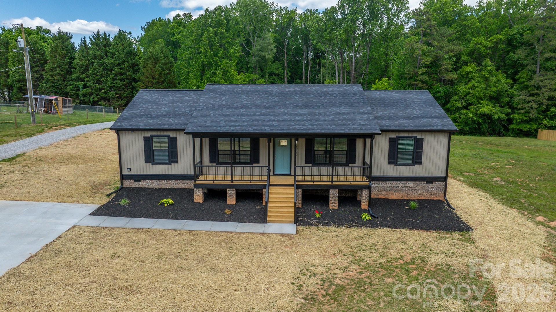 2979 Durant Drive — Winston Salem