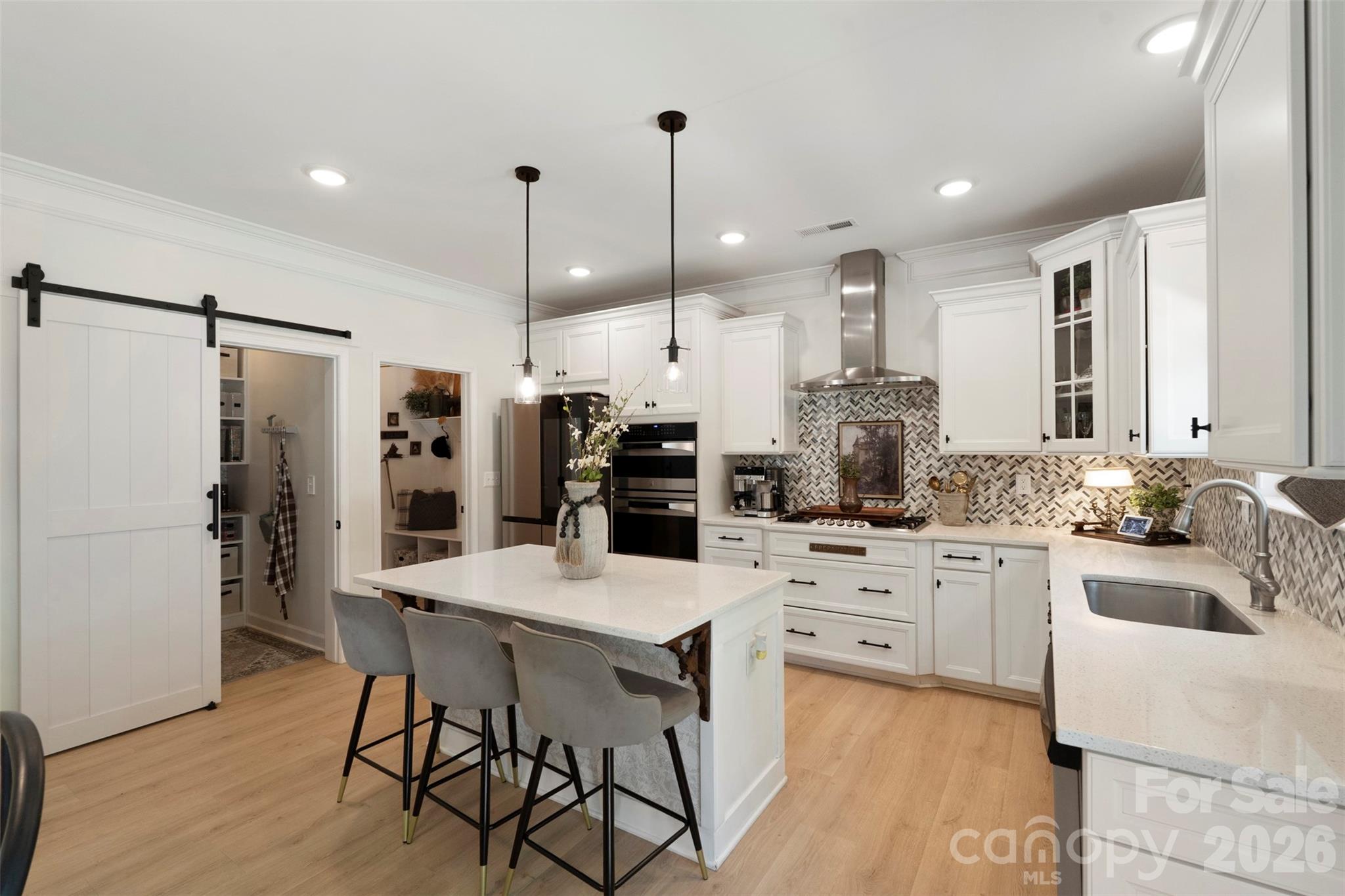1147 Mantell Road — Lancaster