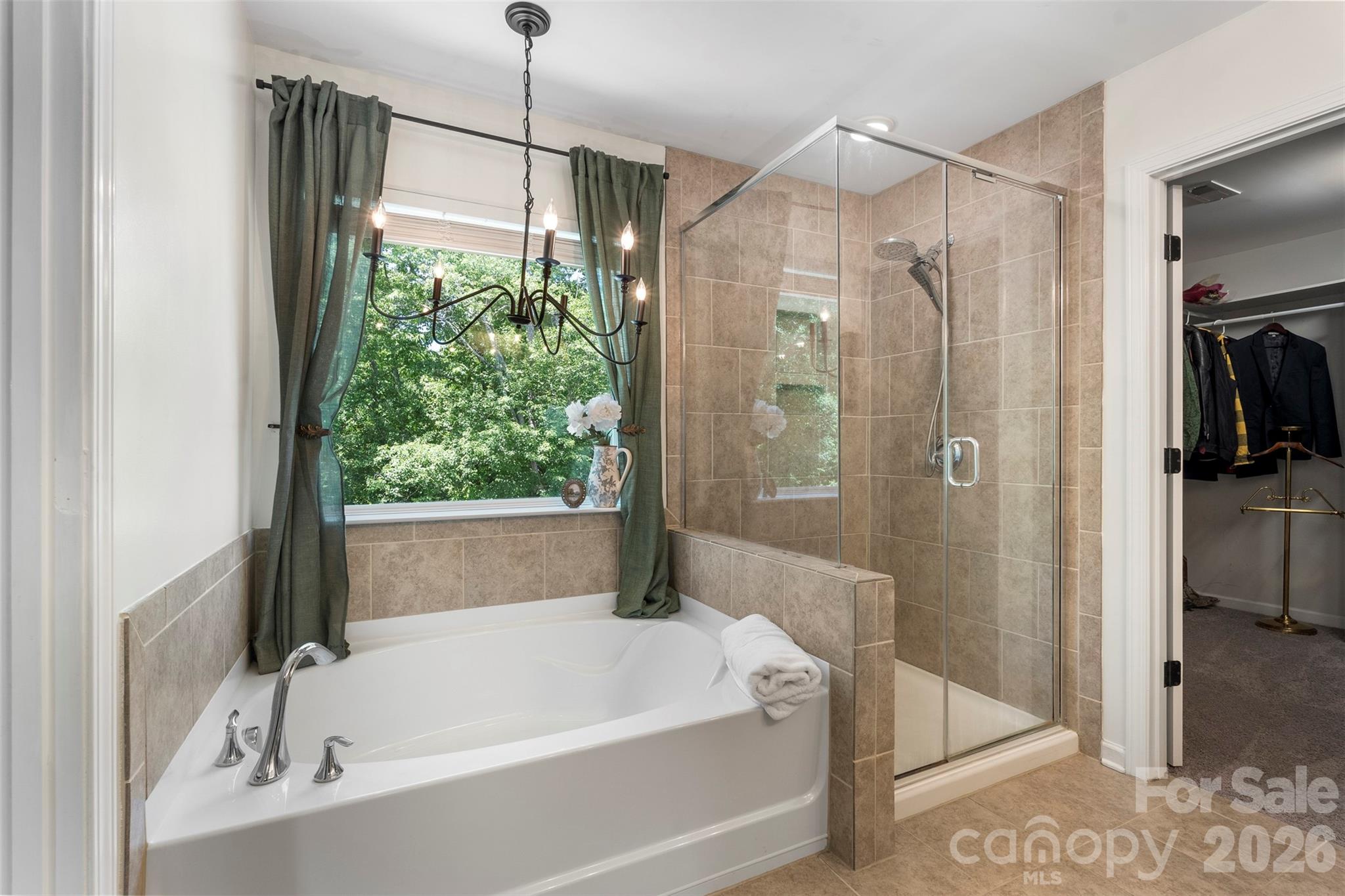 1147 Mantell Road — Lancaster
