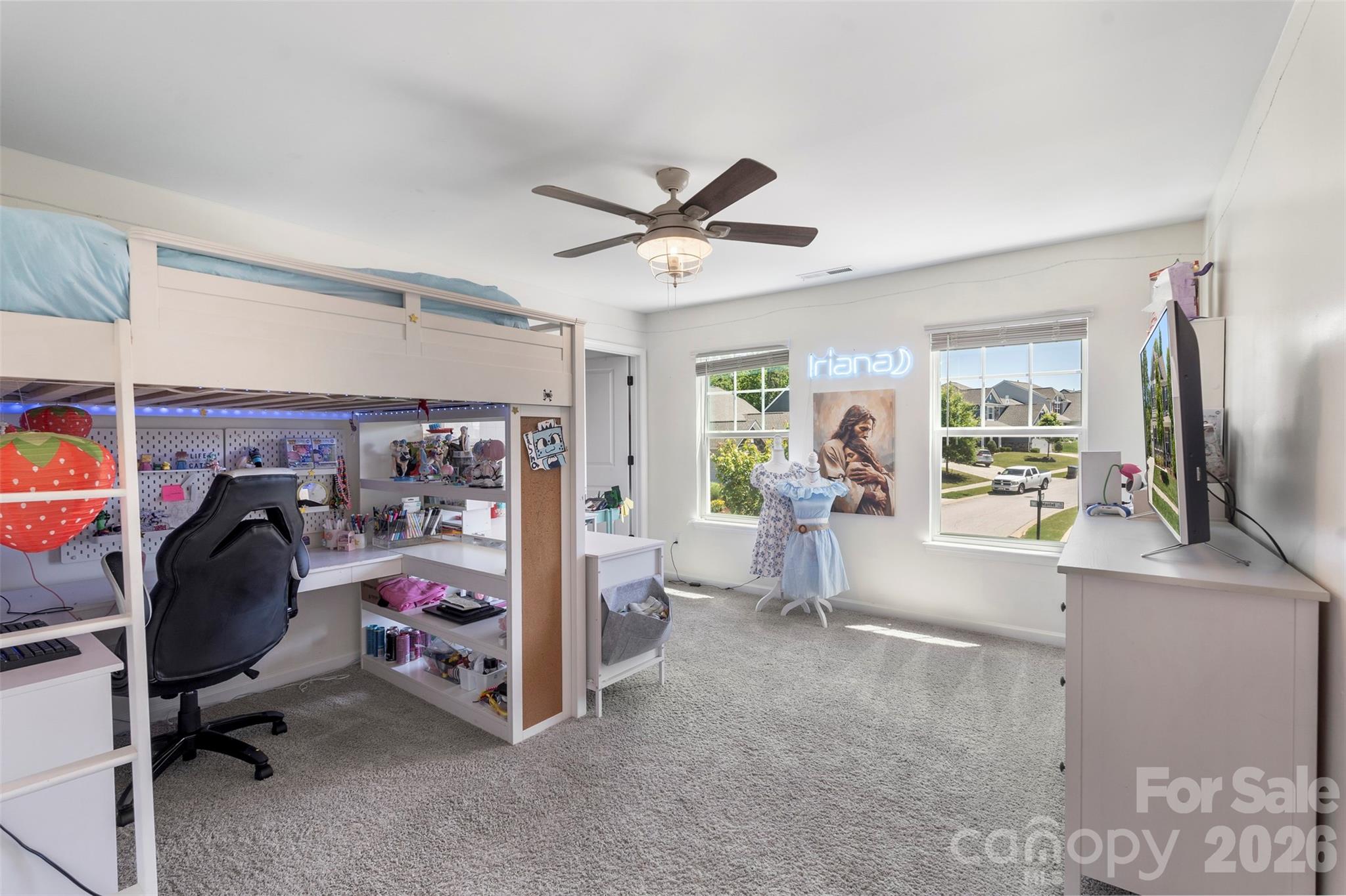 1147 Mantell Road — Lancaster