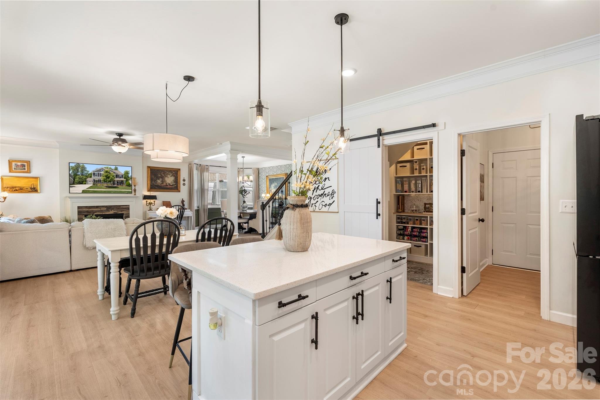 1147 Mantell Road — Lancaster