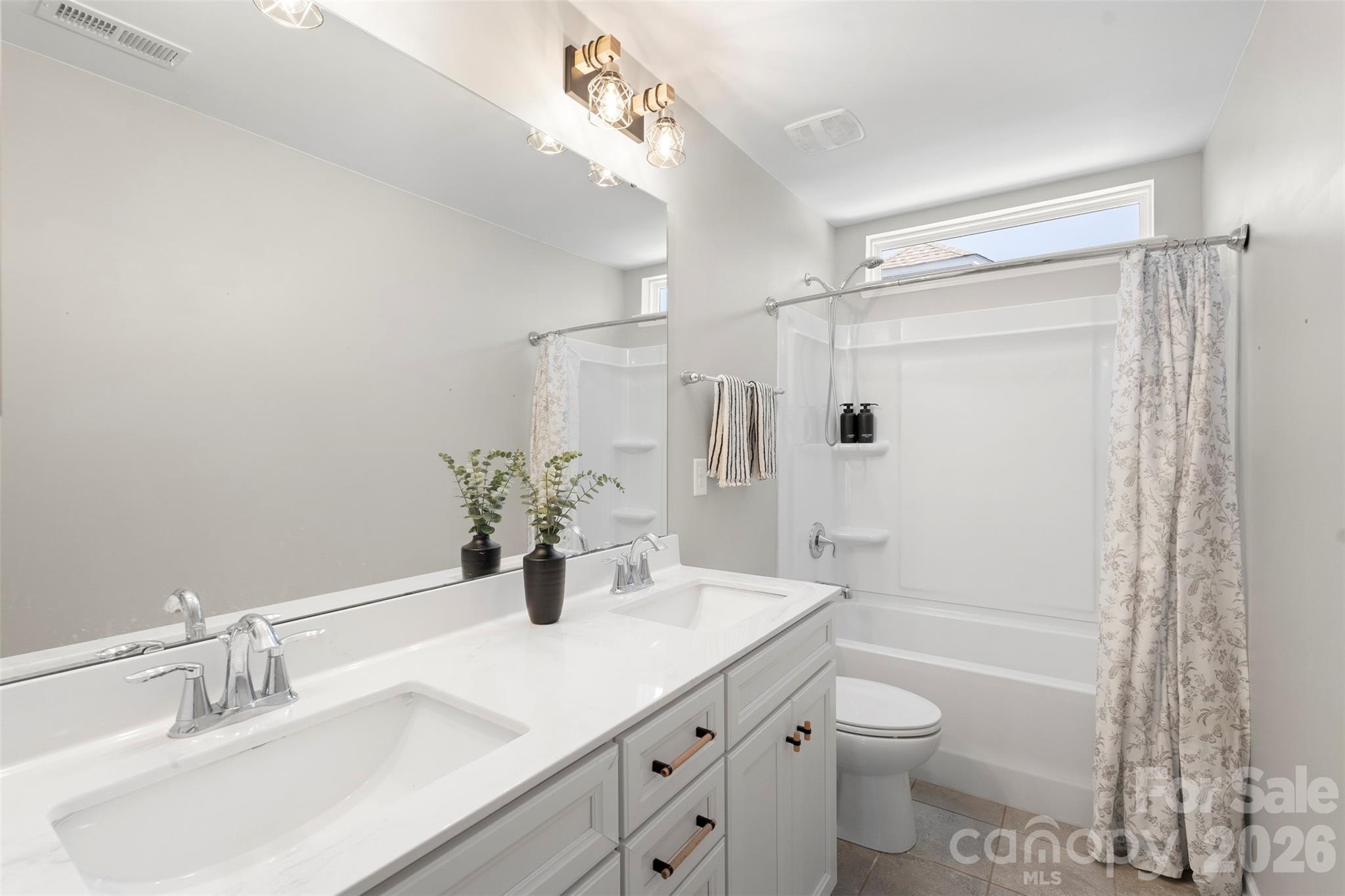 1147 Mantell Road — Lancaster