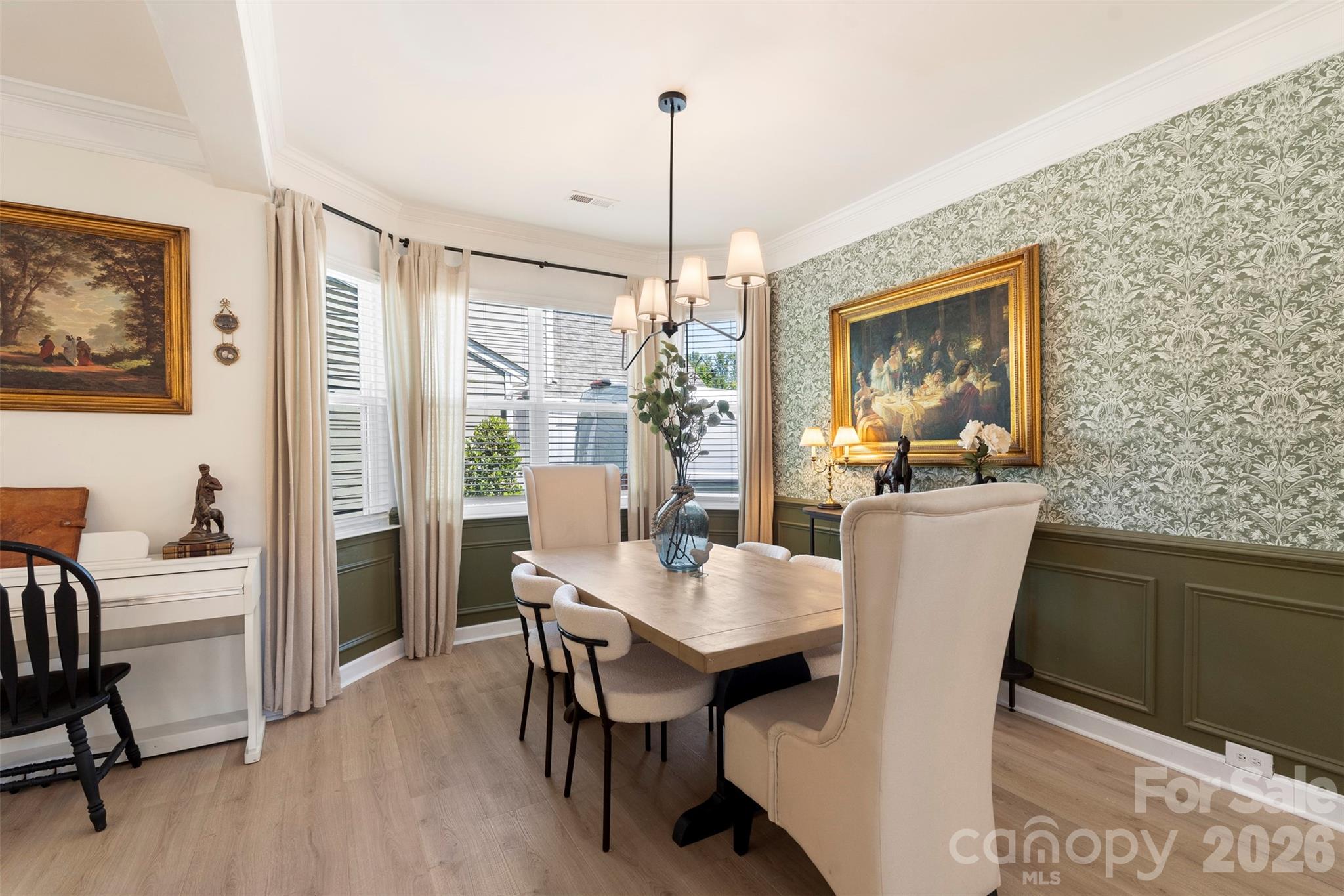 1147 Mantell Road — Lancaster