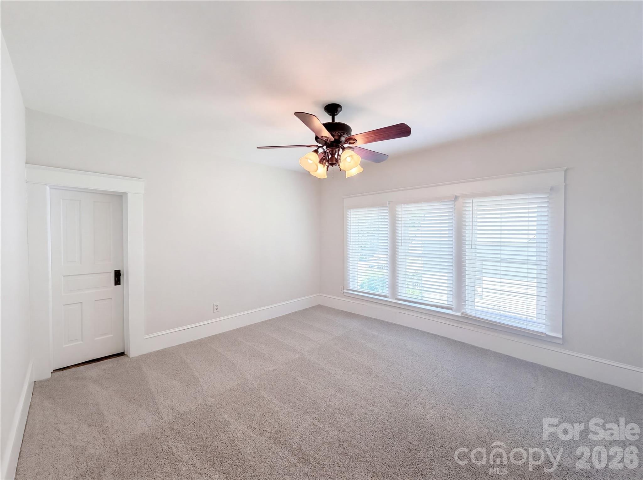 329 W Mclelland Avenue — Mooresville