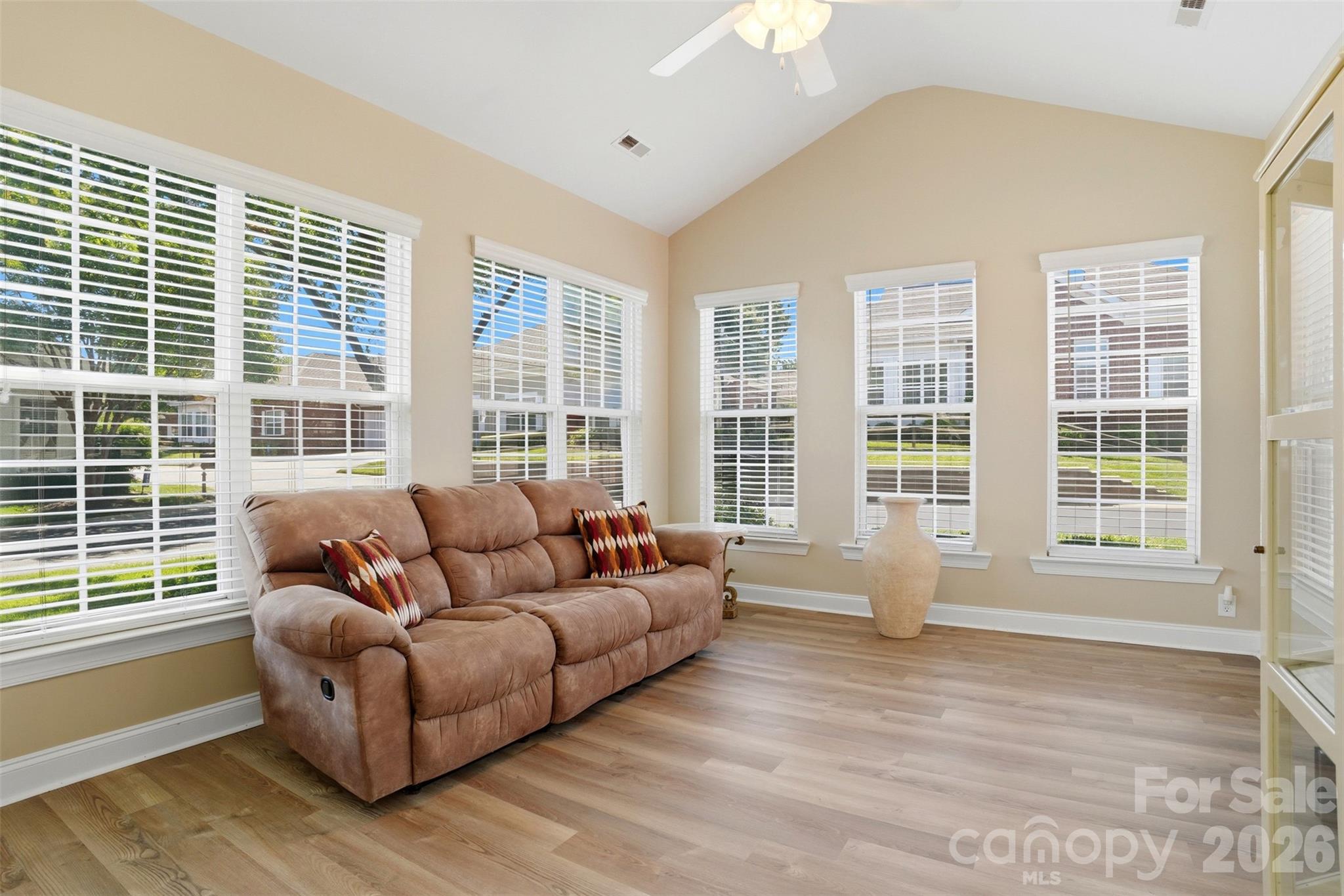 2118 N Castle Court — Matthews