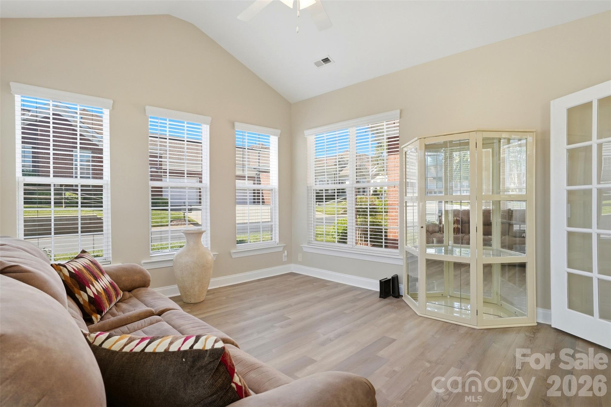 2118 N Castle Court — Matthews
