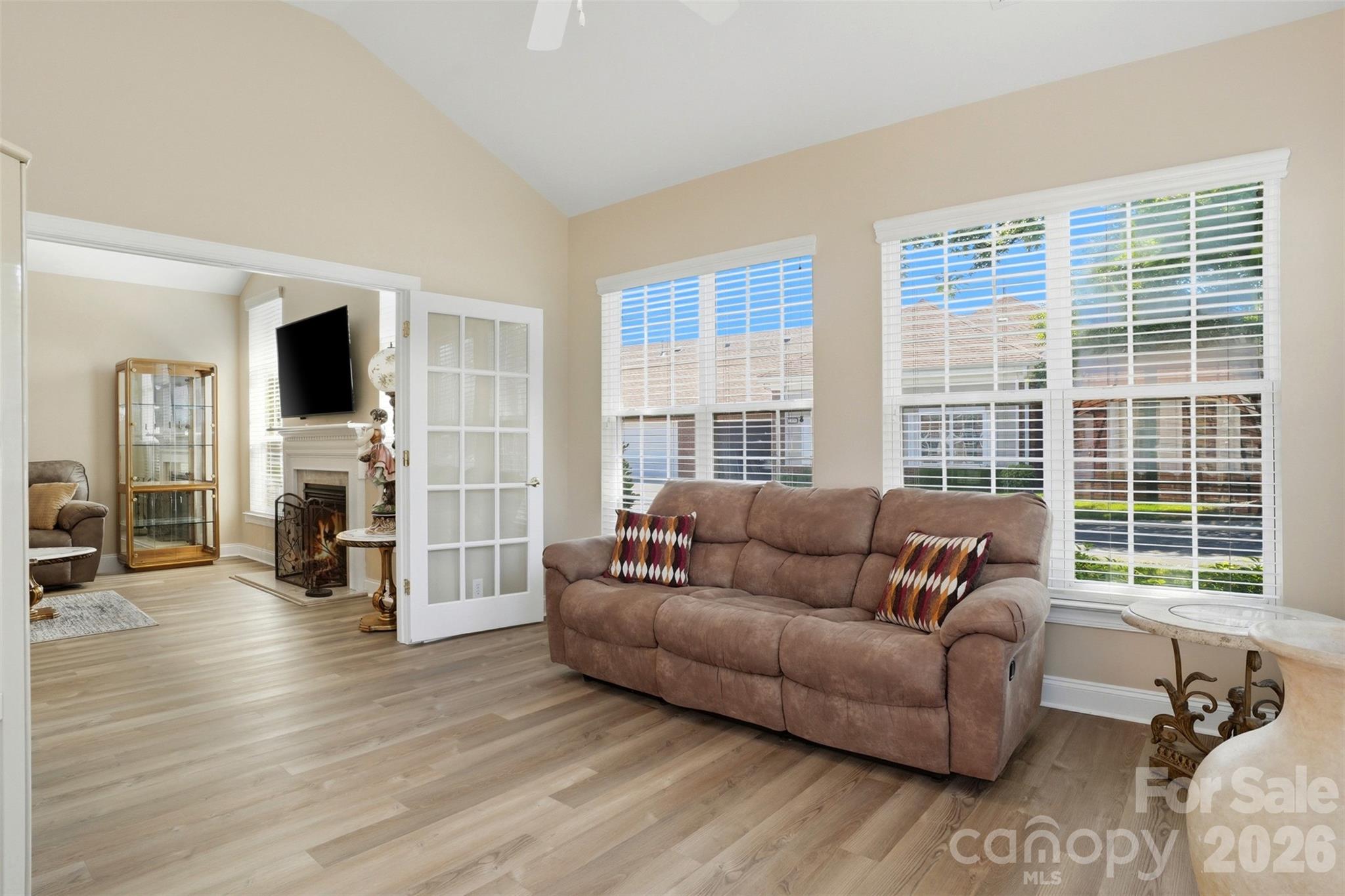 2118 N Castle Court — Matthews