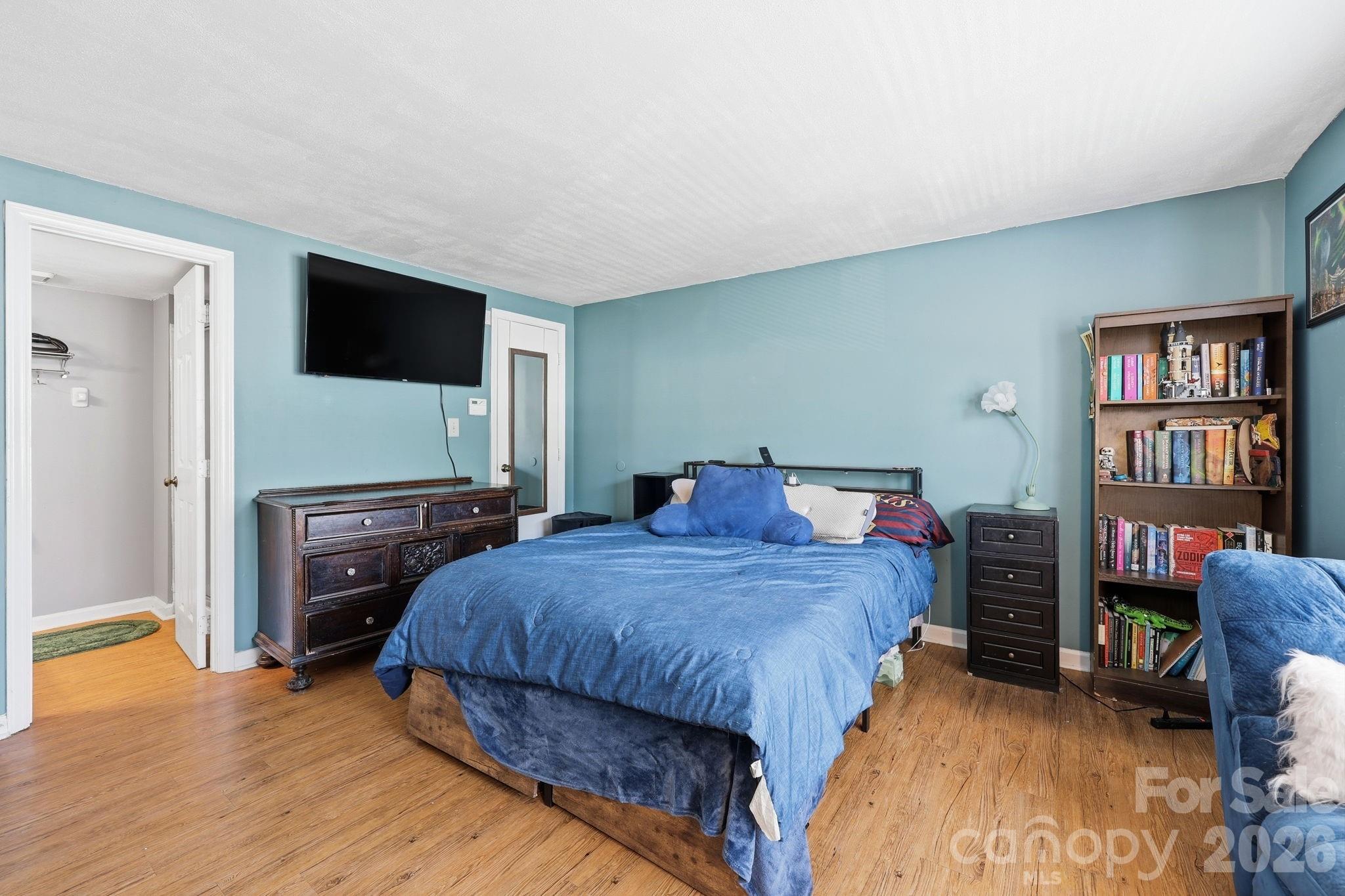 9501 Shannon Green Drive — Charlotte
