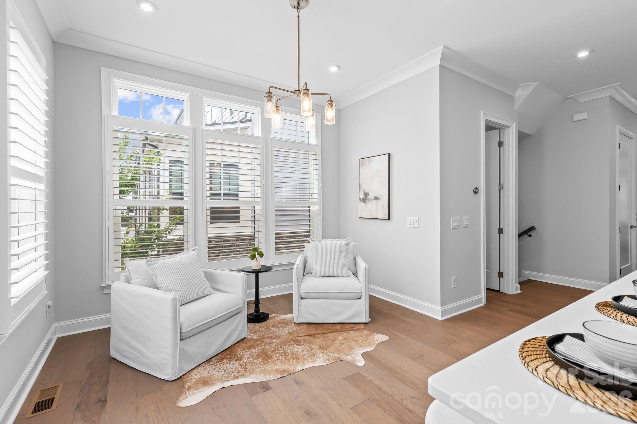 2525 Deacon Avenue — Charlotte