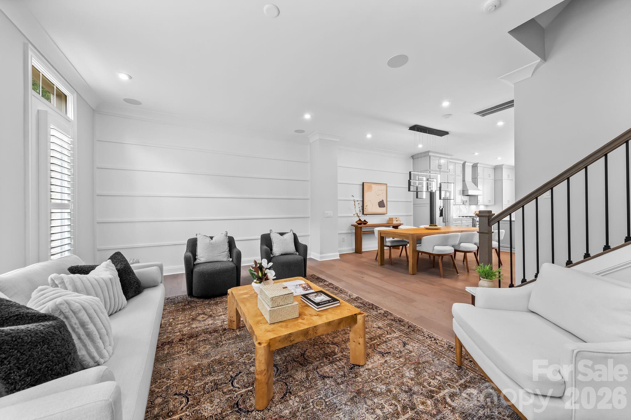 2525 Deacon Avenue — Charlotte