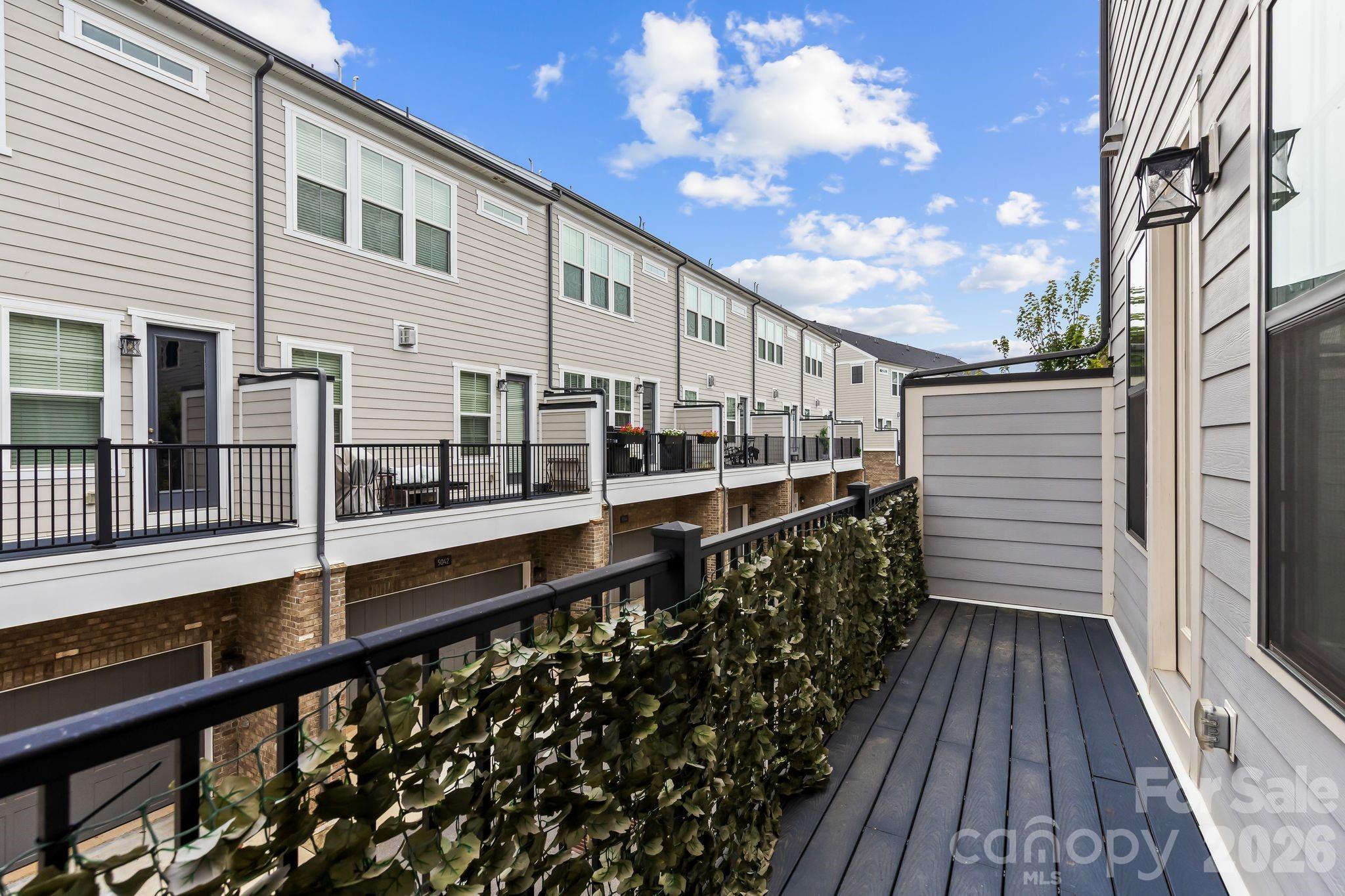 2525 Deacon Avenue — Charlotte