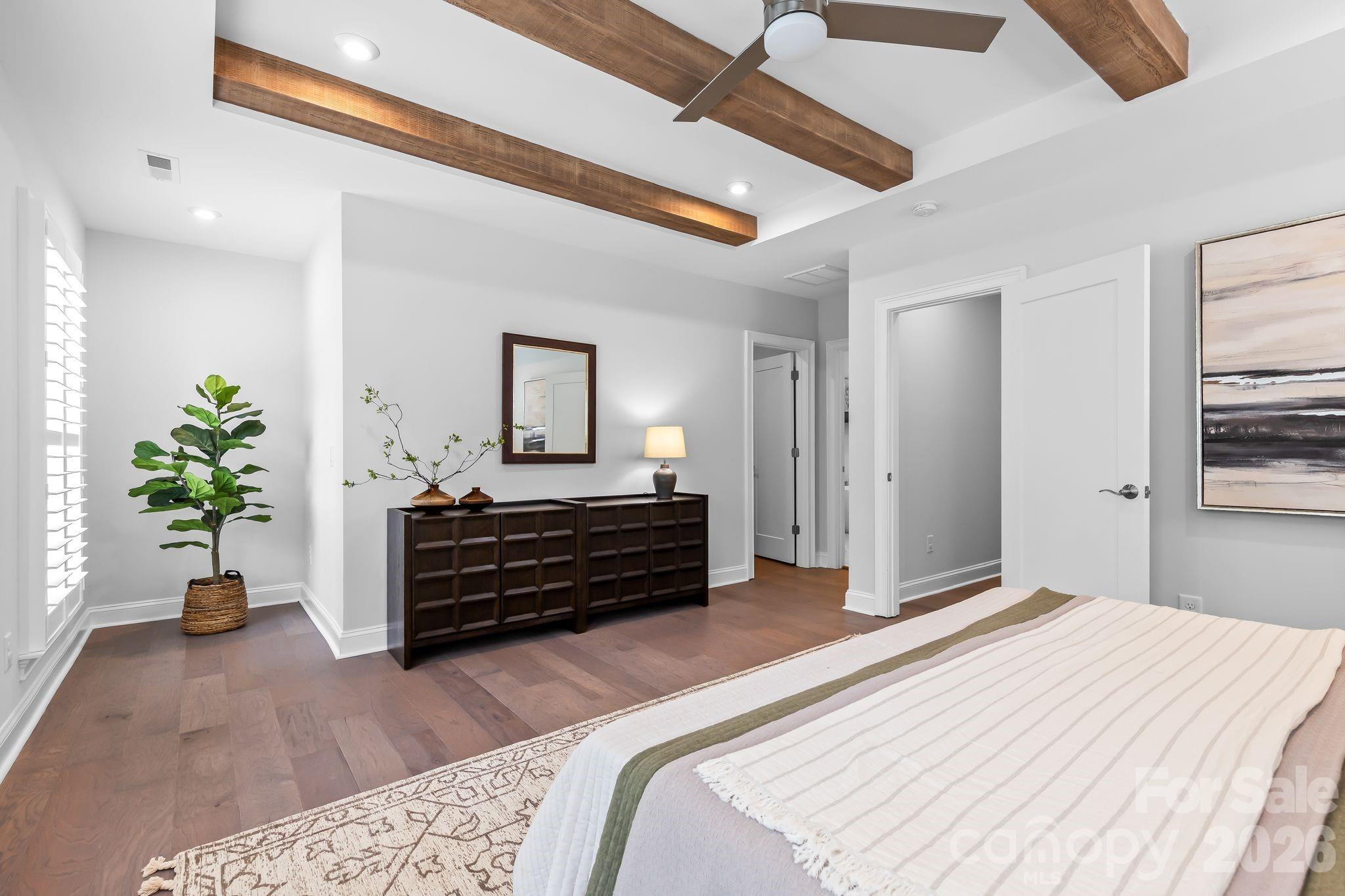 2525 Deacon Avenue — Charlotte