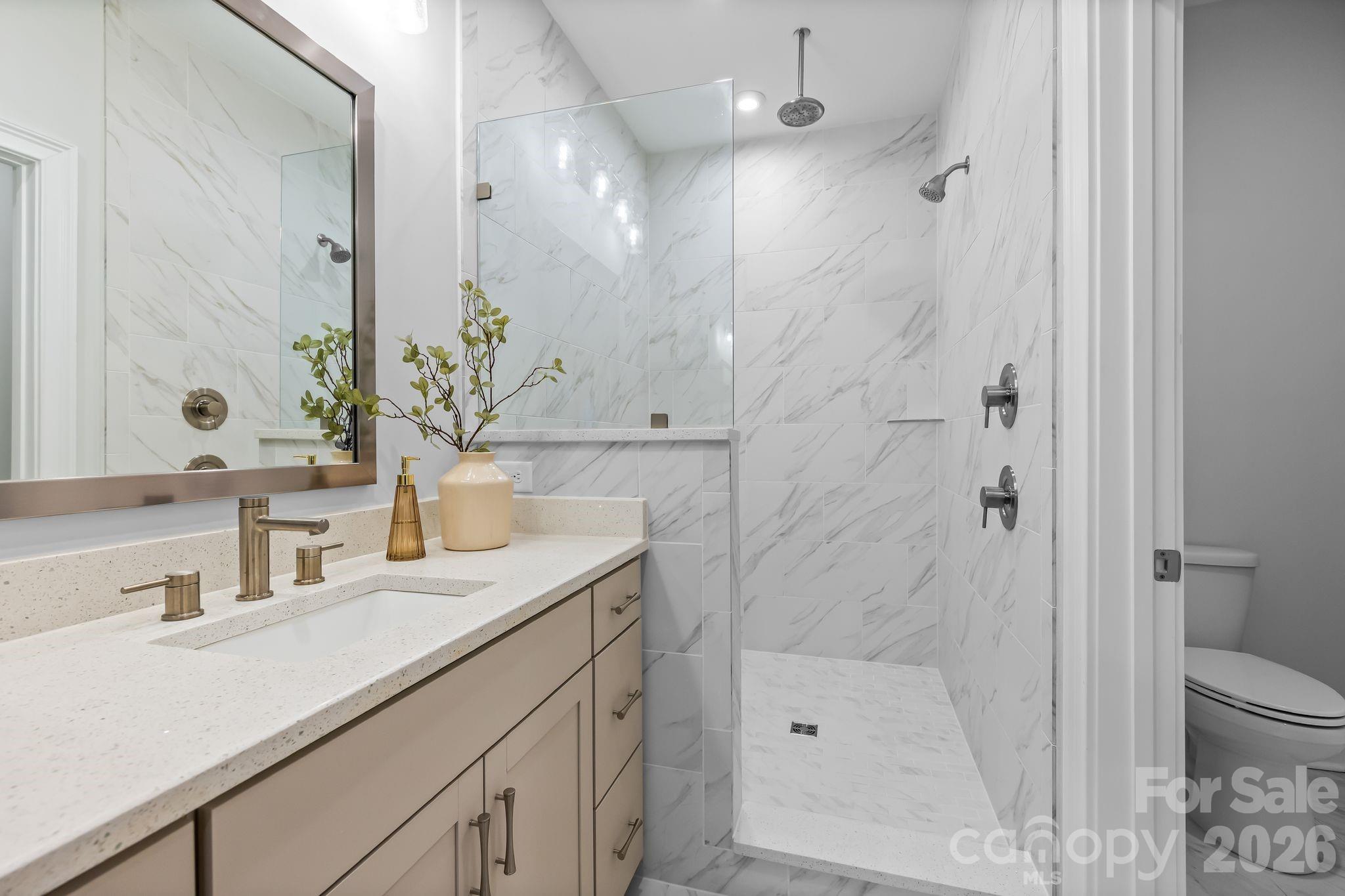 2525 Deacon Avenue — Charlotte