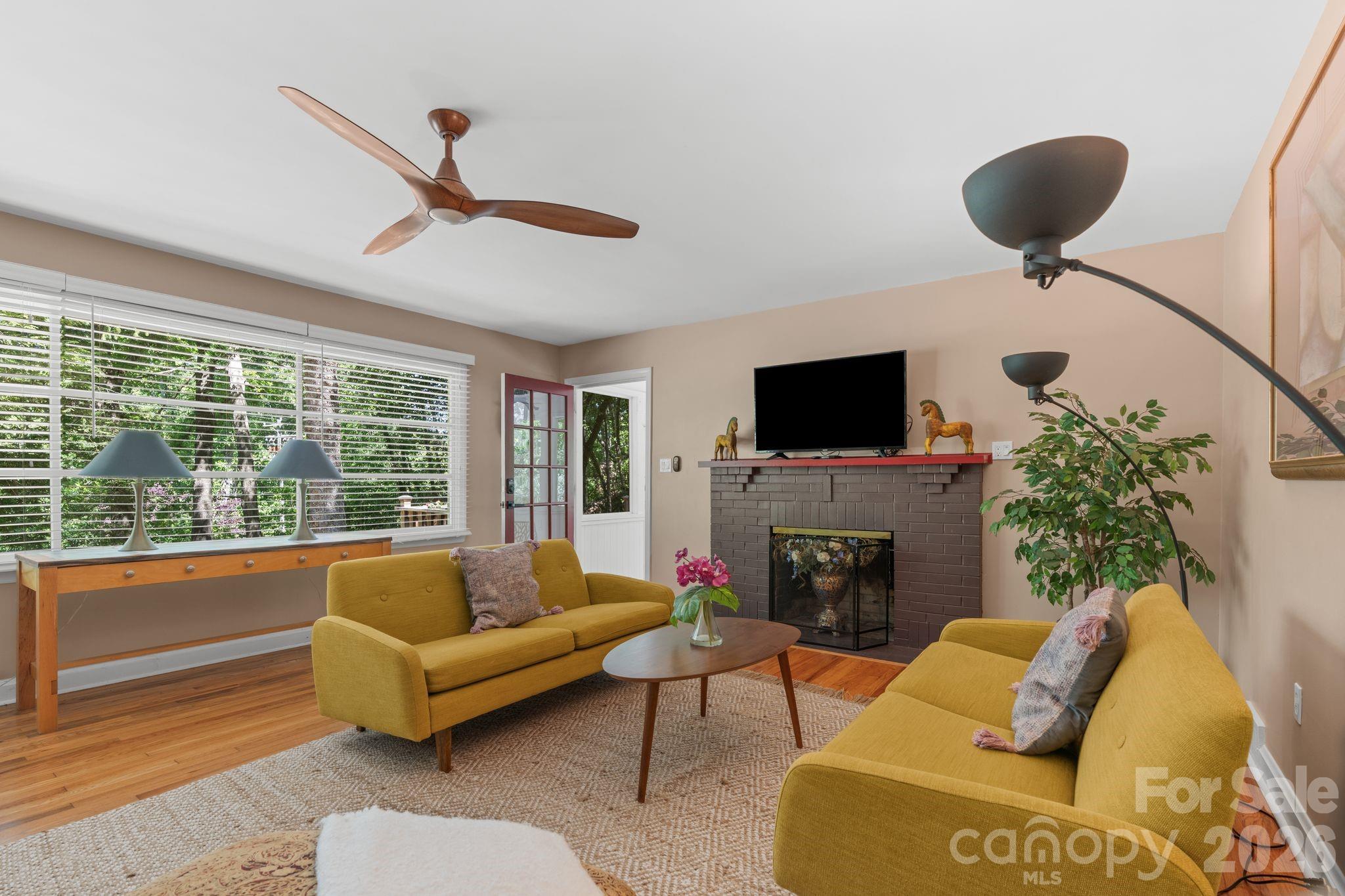 281 Rose Hill Road — Asheville