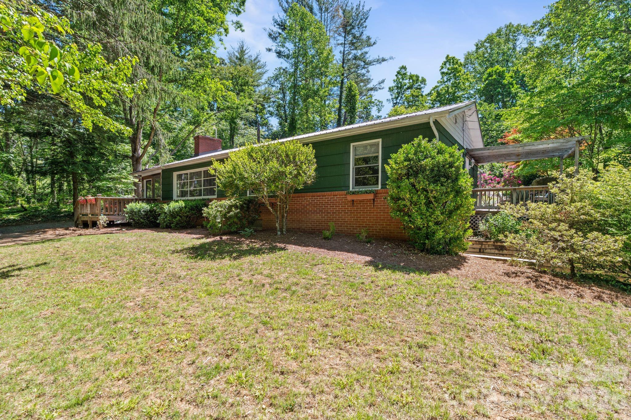 281 Rose Hill Road — Asheville