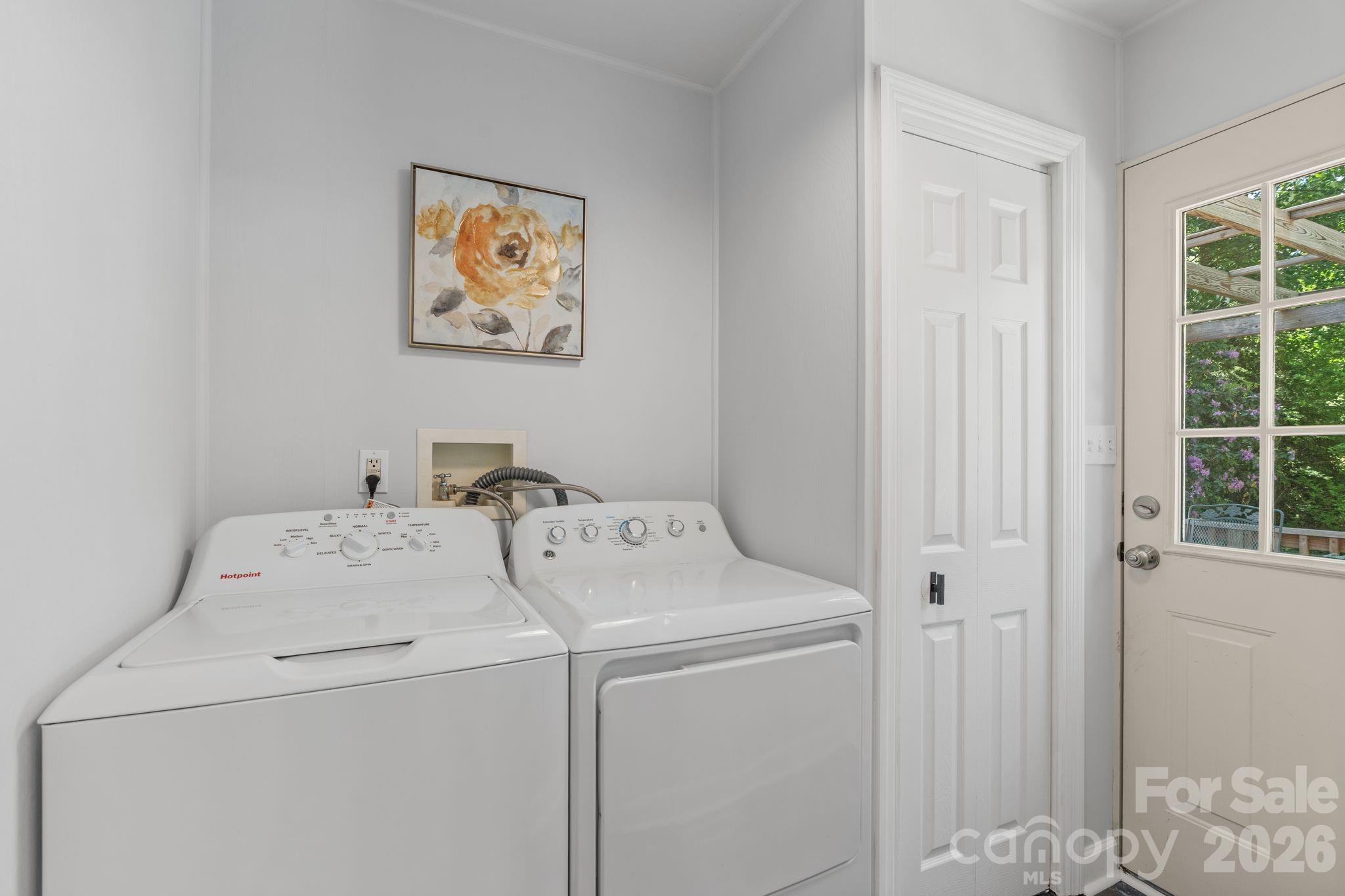 281 Rose Hill Road — Asheville