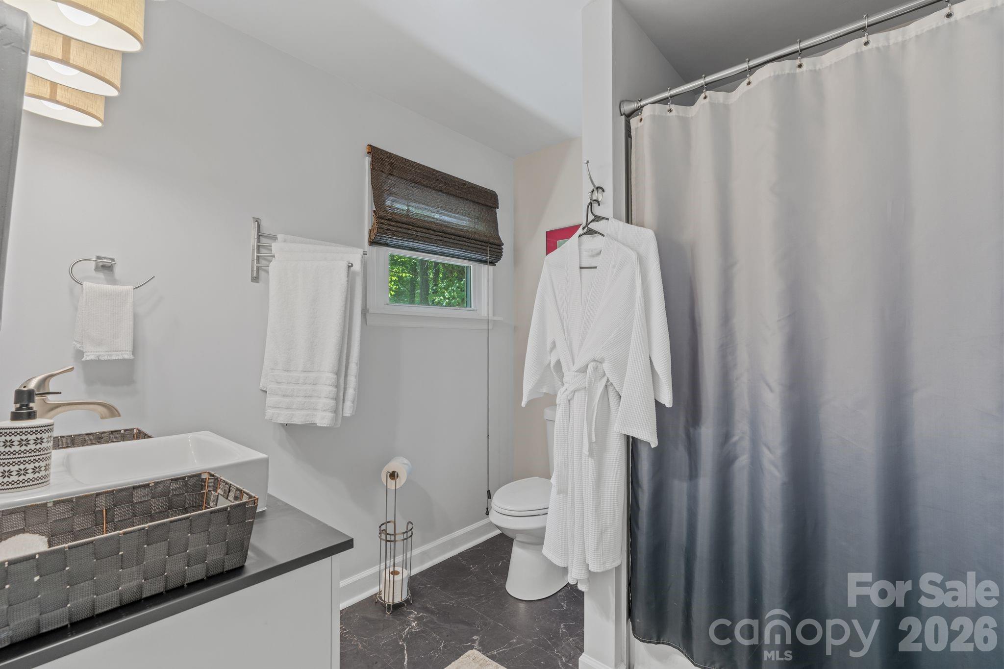 281 Rose Hill Road — Asheville