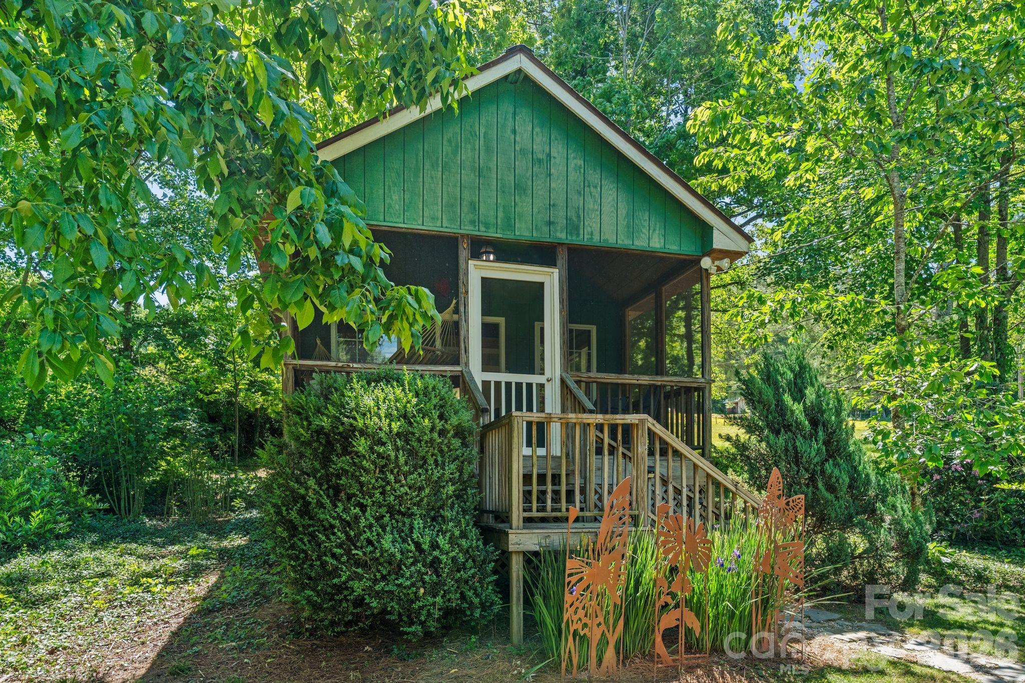 281 Rose Hill Road — Asheville