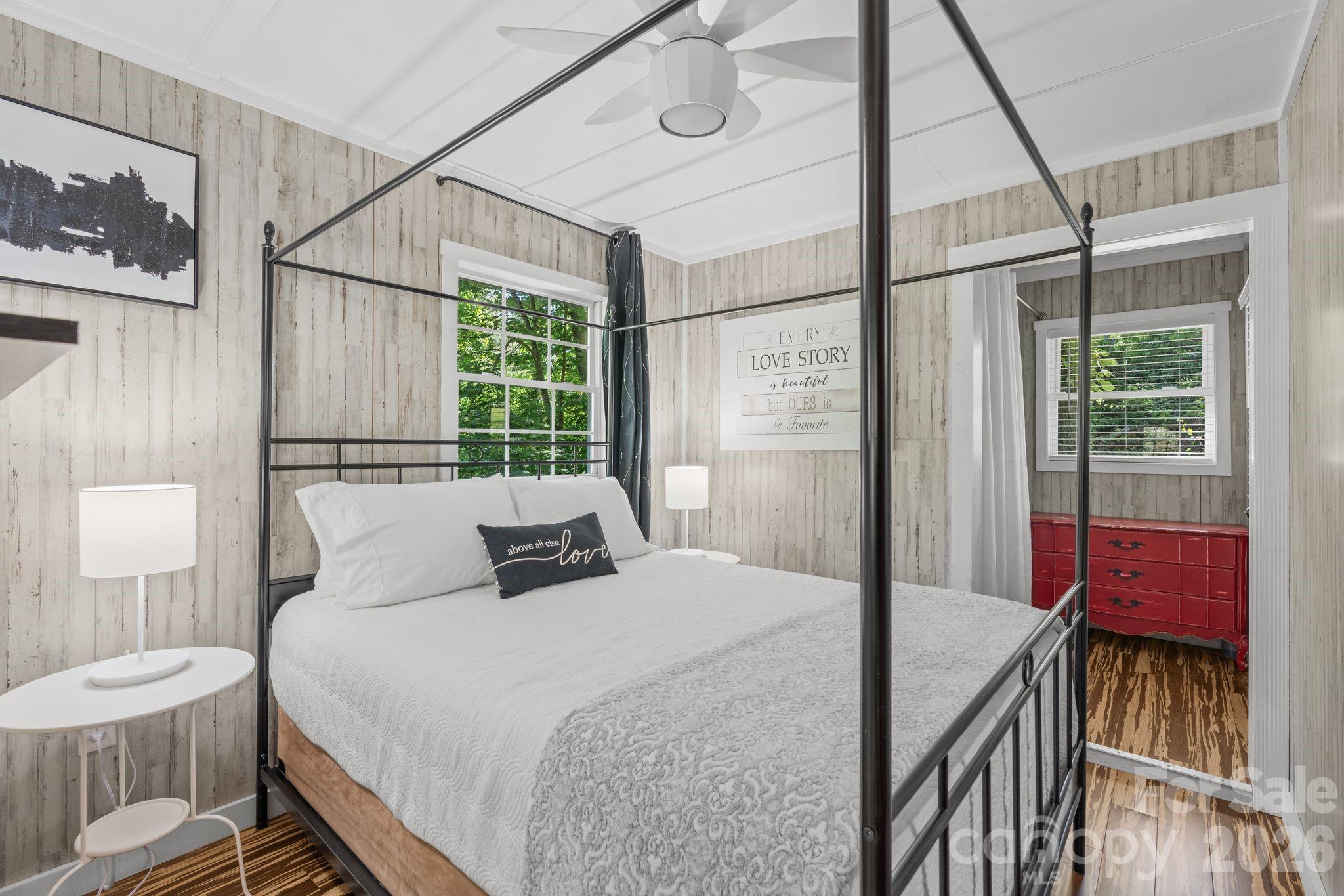 281 Rose Hill Road — Asheville