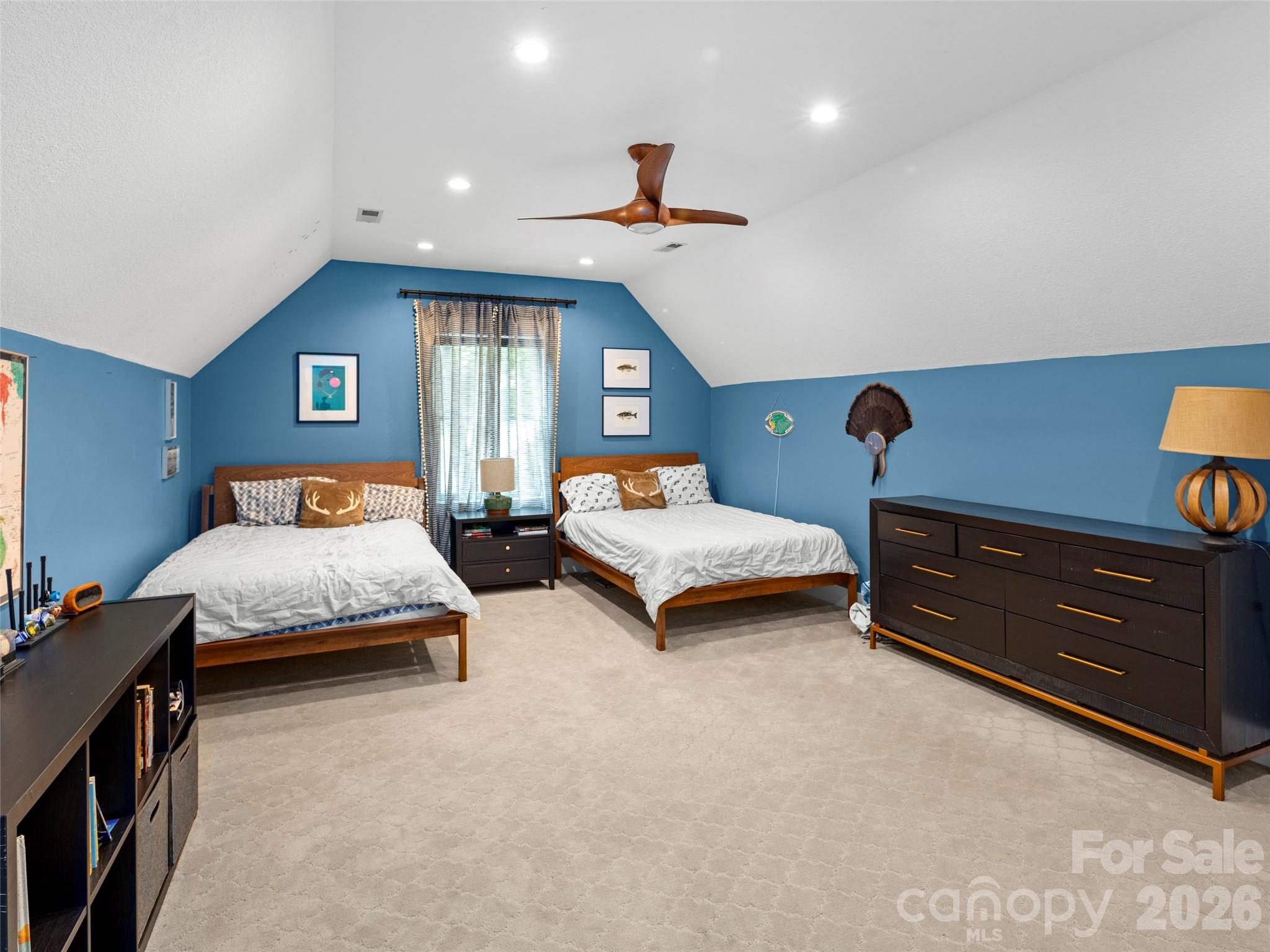 1130 New Castle Court — Asheville