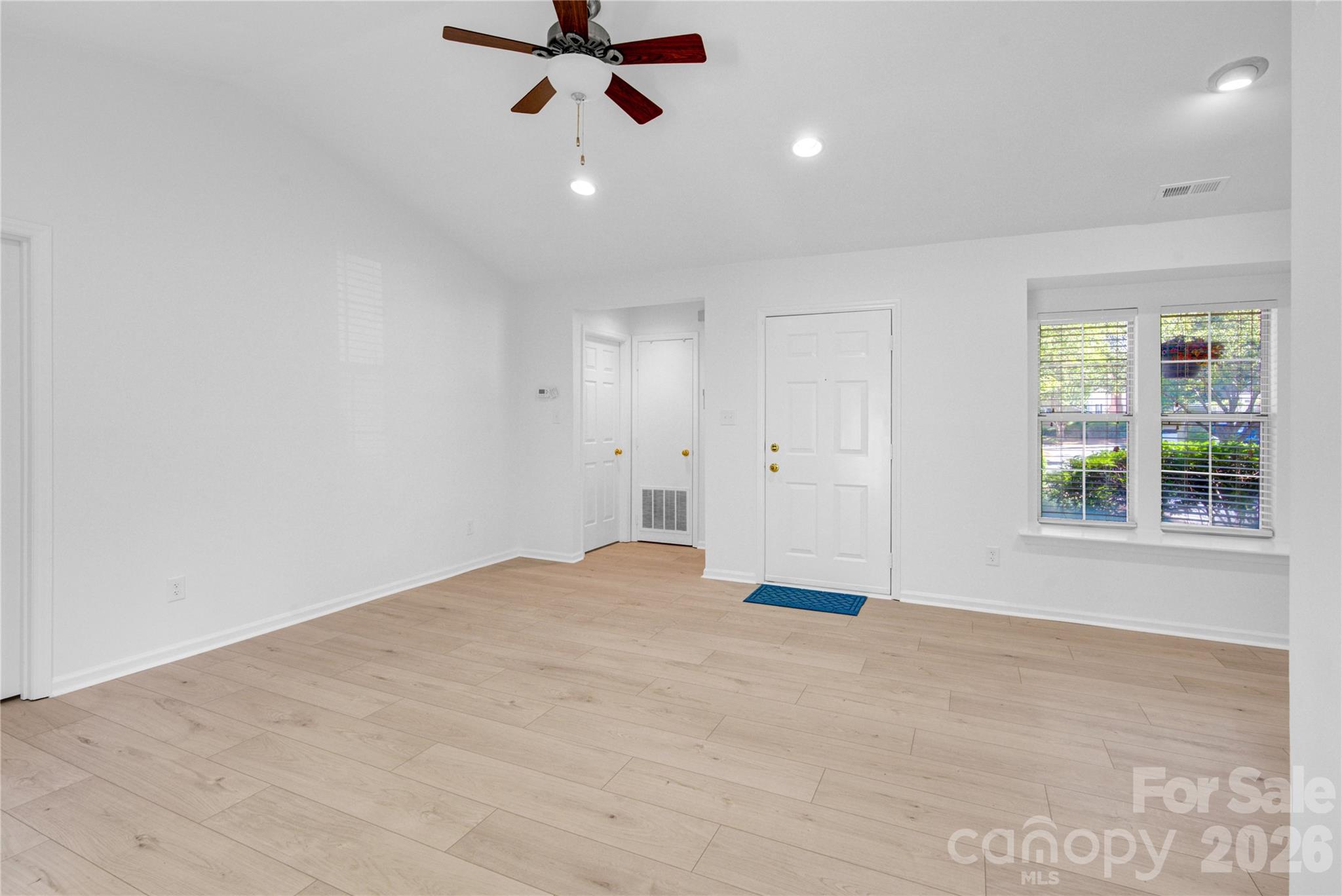 2734 Tiergarten Lane — Charlotte