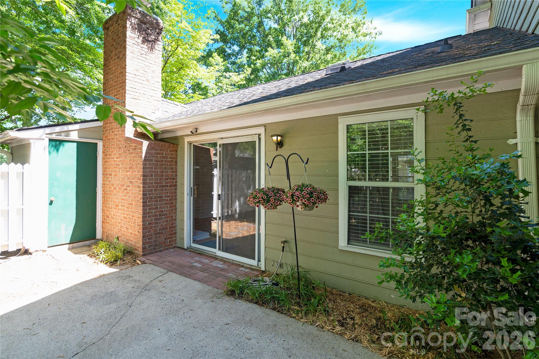 2734 Tiergarten Lane — Charlotte