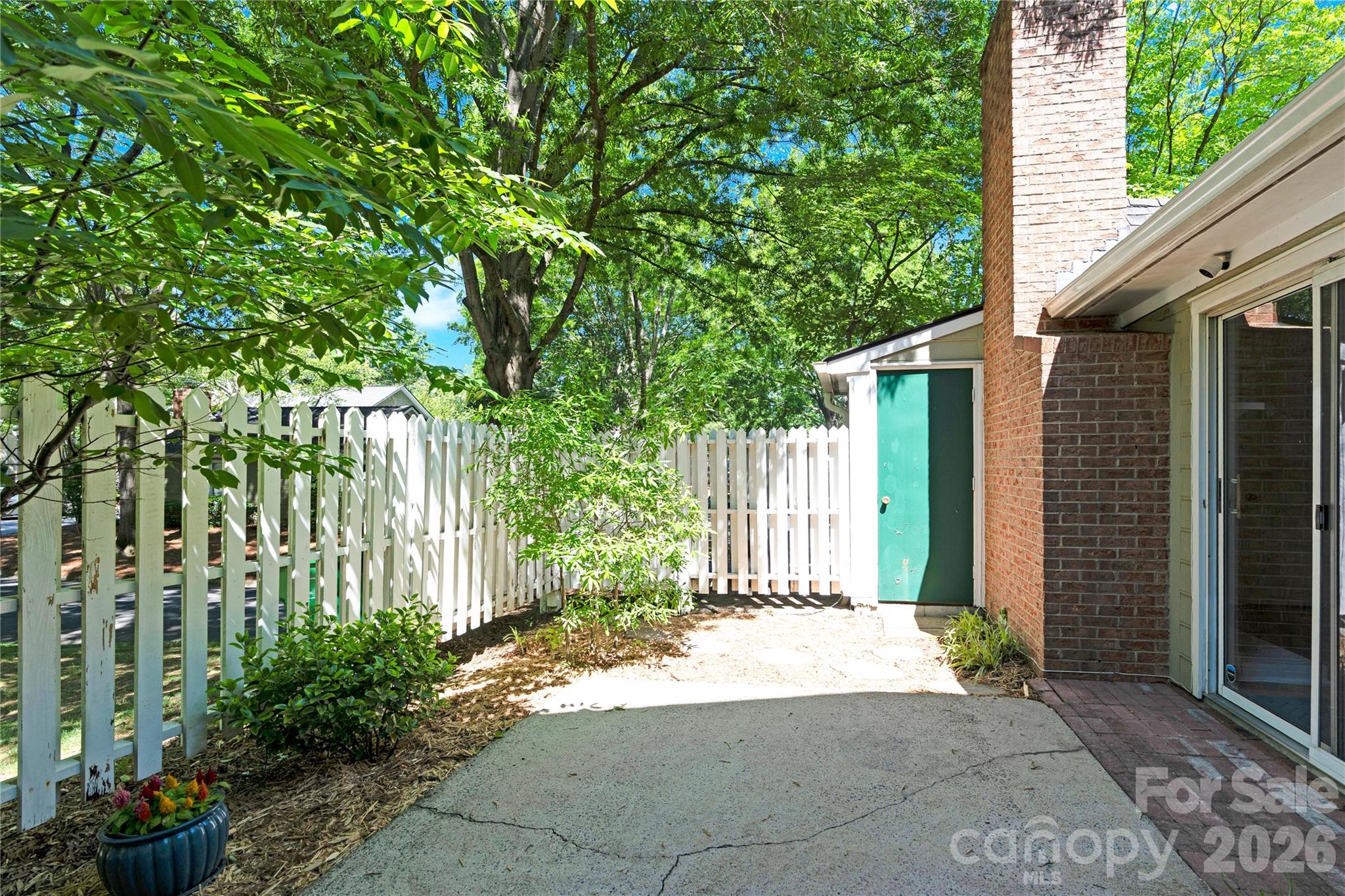 2734 Tiergarten Lane — Charlotte