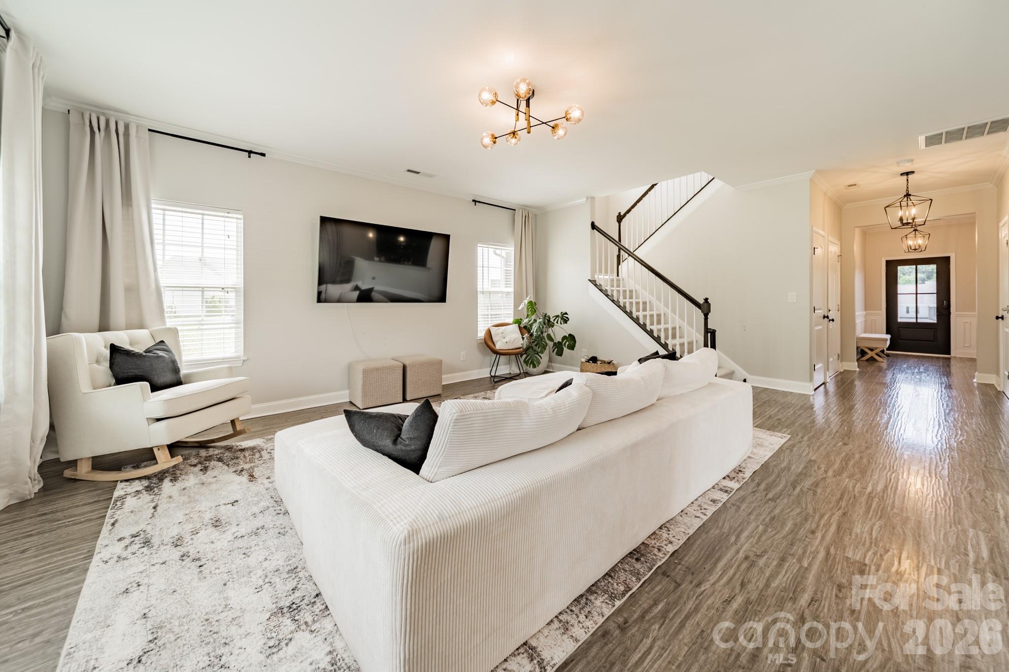 4043 Avis Way — Monroe
