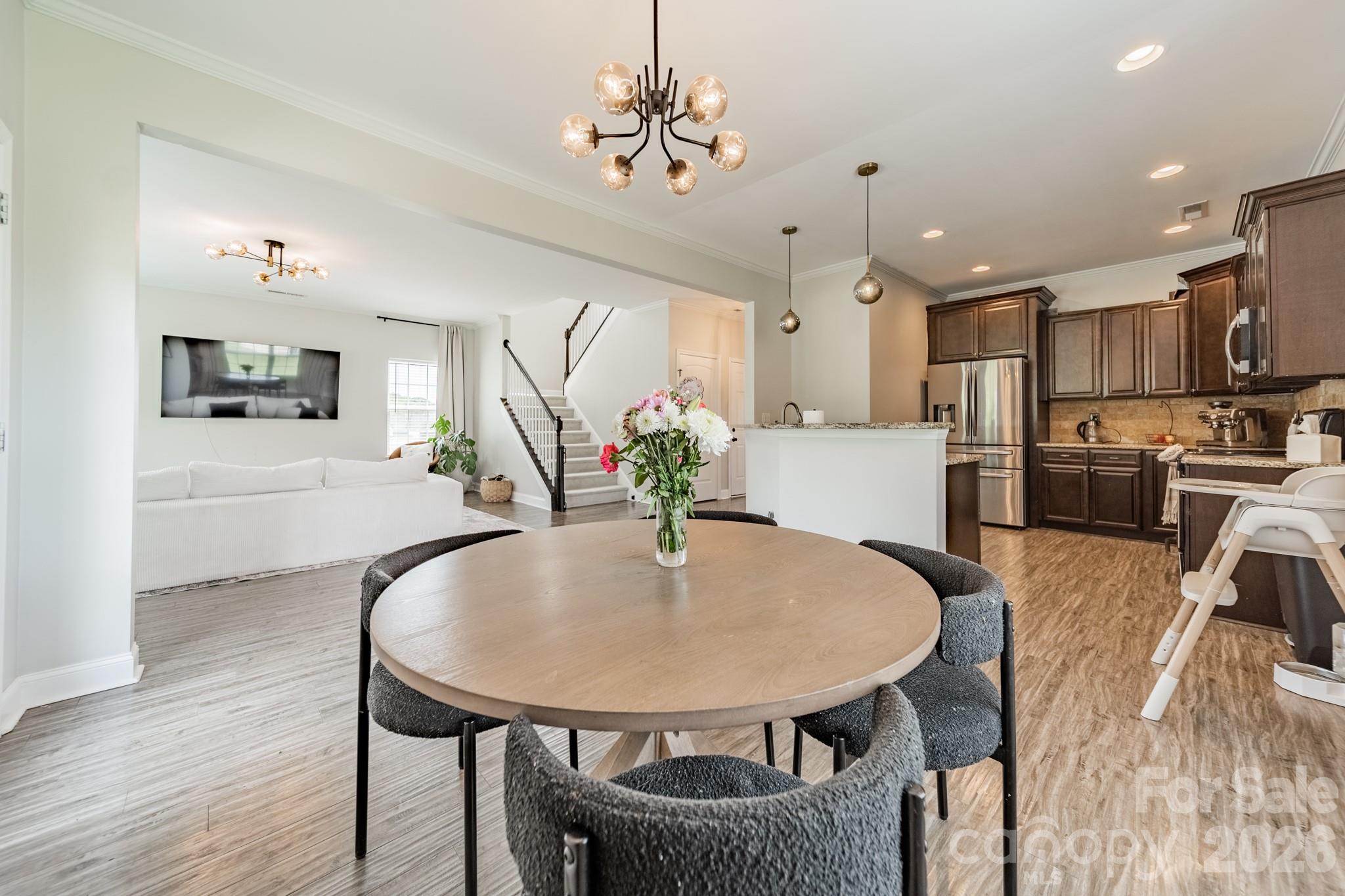 4043 Avis Way — Monroe