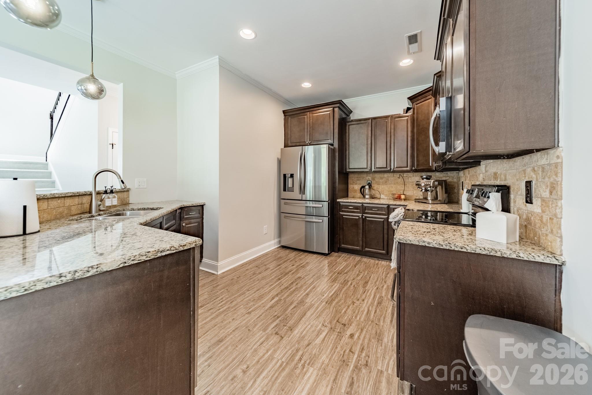 4043 Avis Way — Monroe