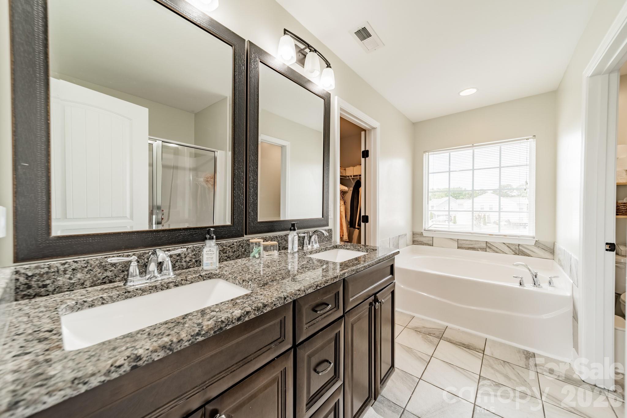 4043 Avis Way — Monroe