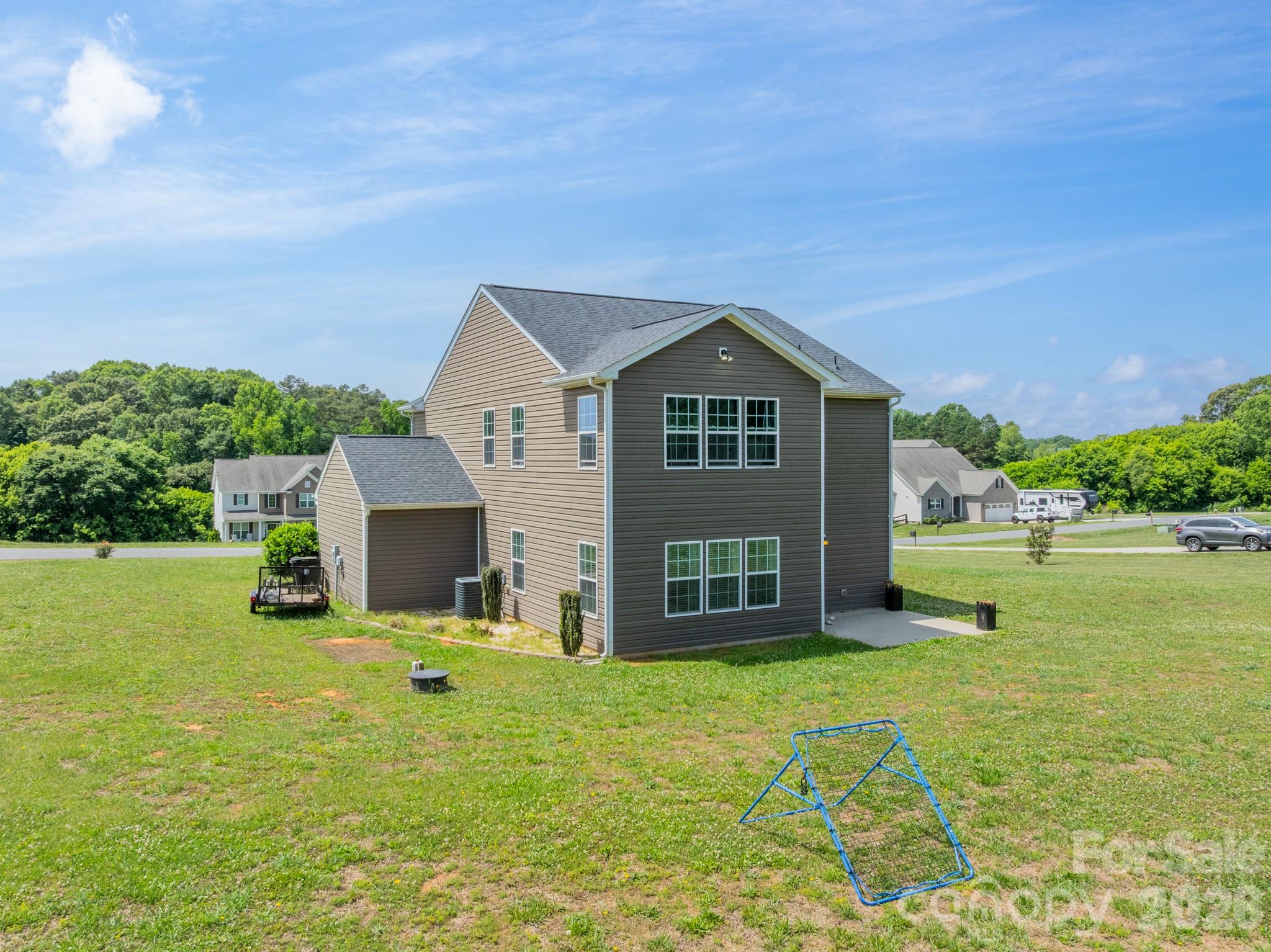 4043 Avis Way — Monroe