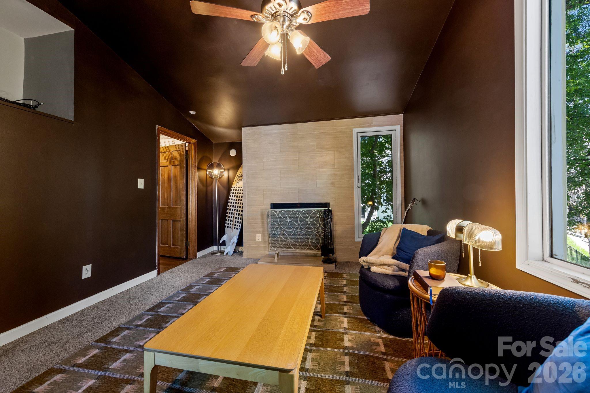 1512 Ideal Way — Charlotte