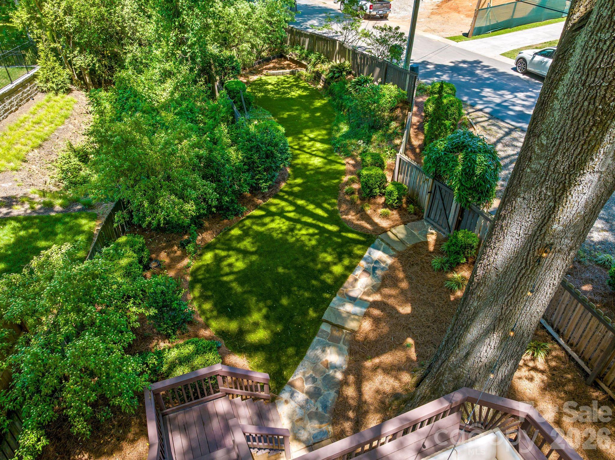1512 Ideal Way — Charlotte