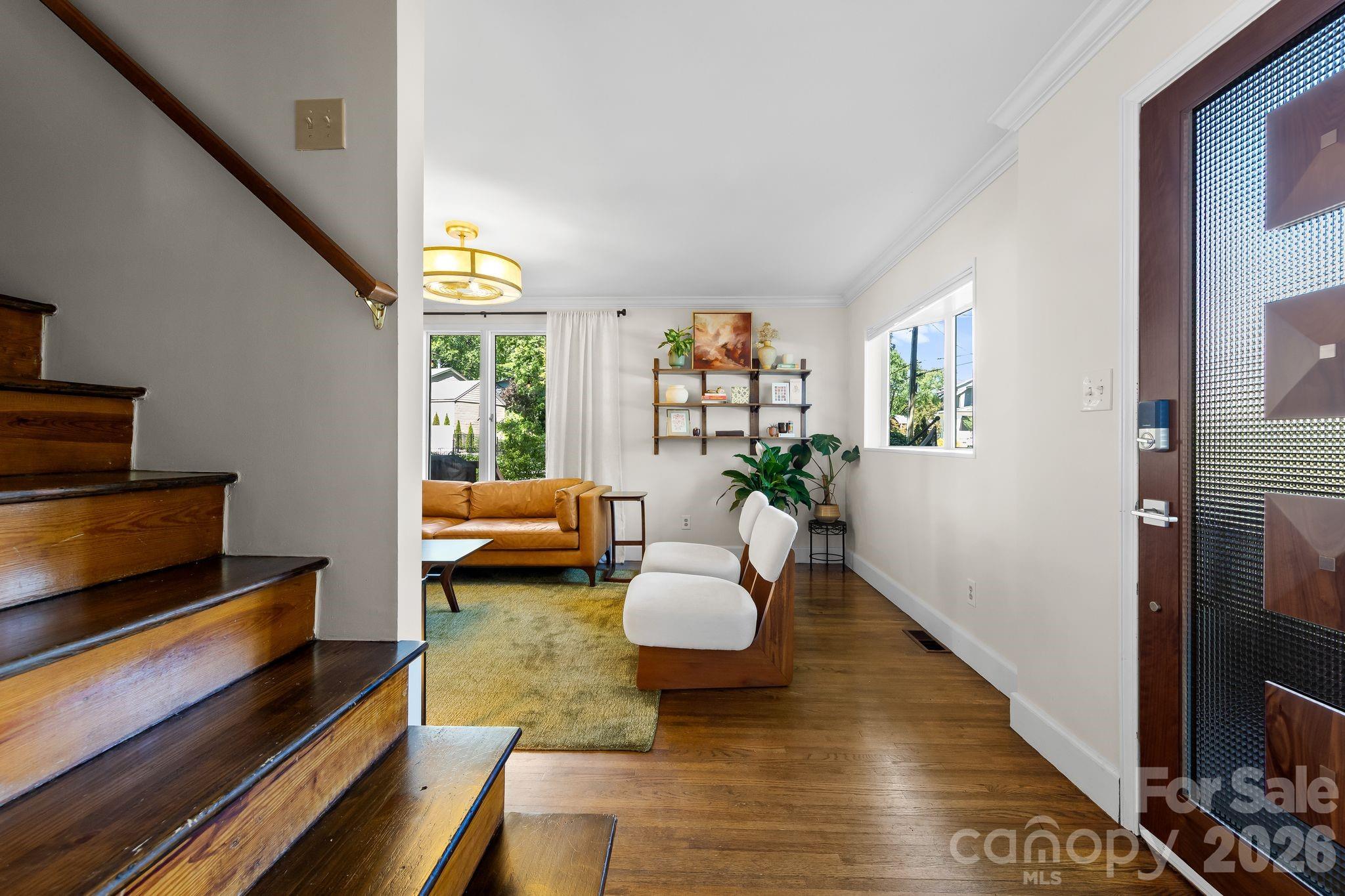 1512 Ideal Way — Charlotte