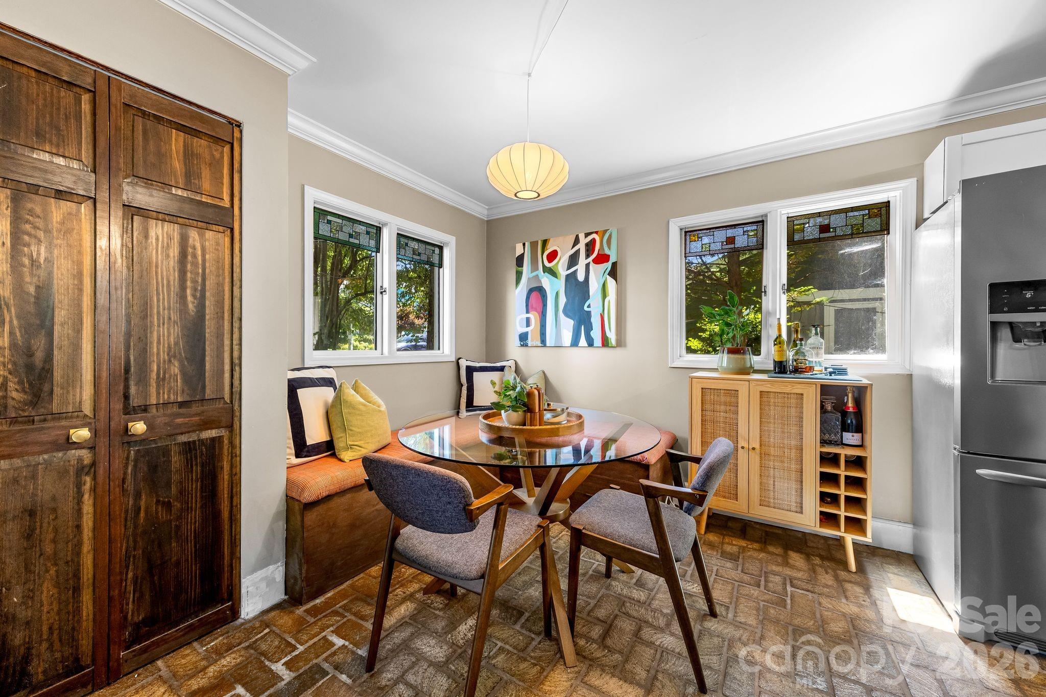1512 Ideal Way — Charlotte