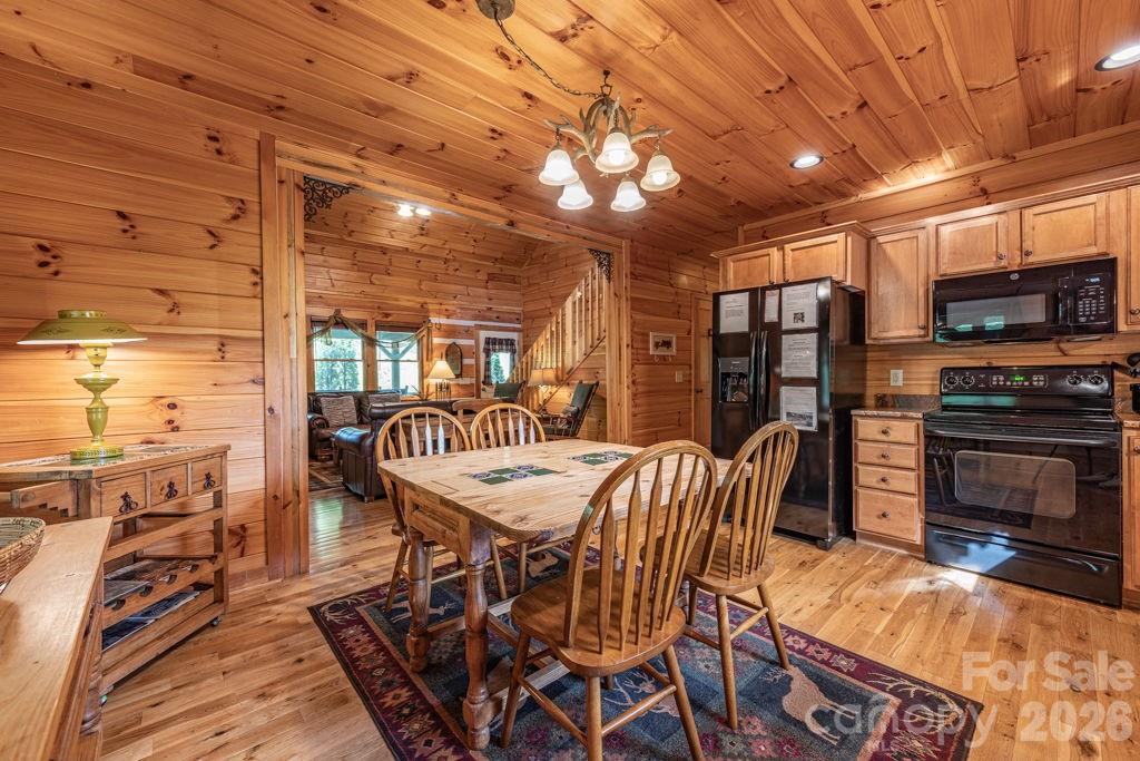197 Woodby Ridge Road — Vilas