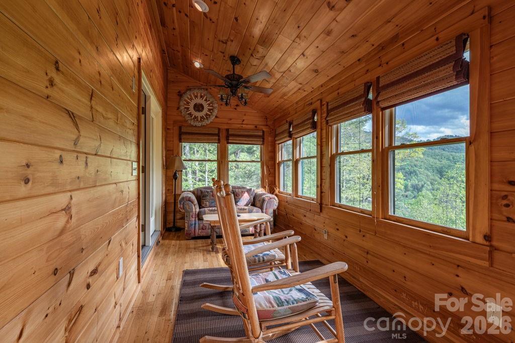 197 Woodby Ridge Road — Vilas