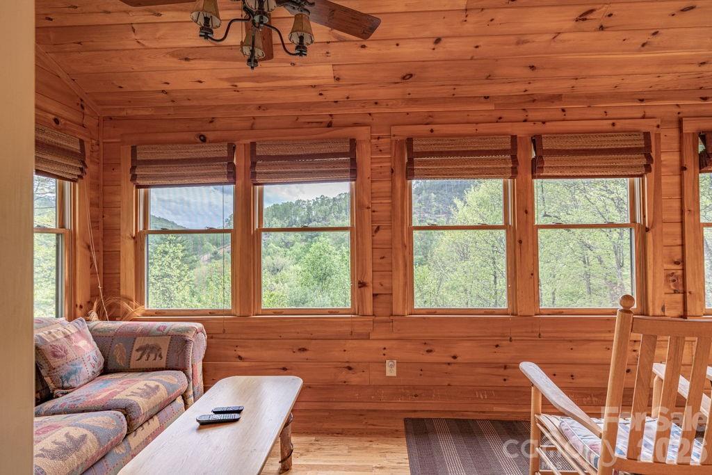 197 Woodby Ridge Road — Vilas