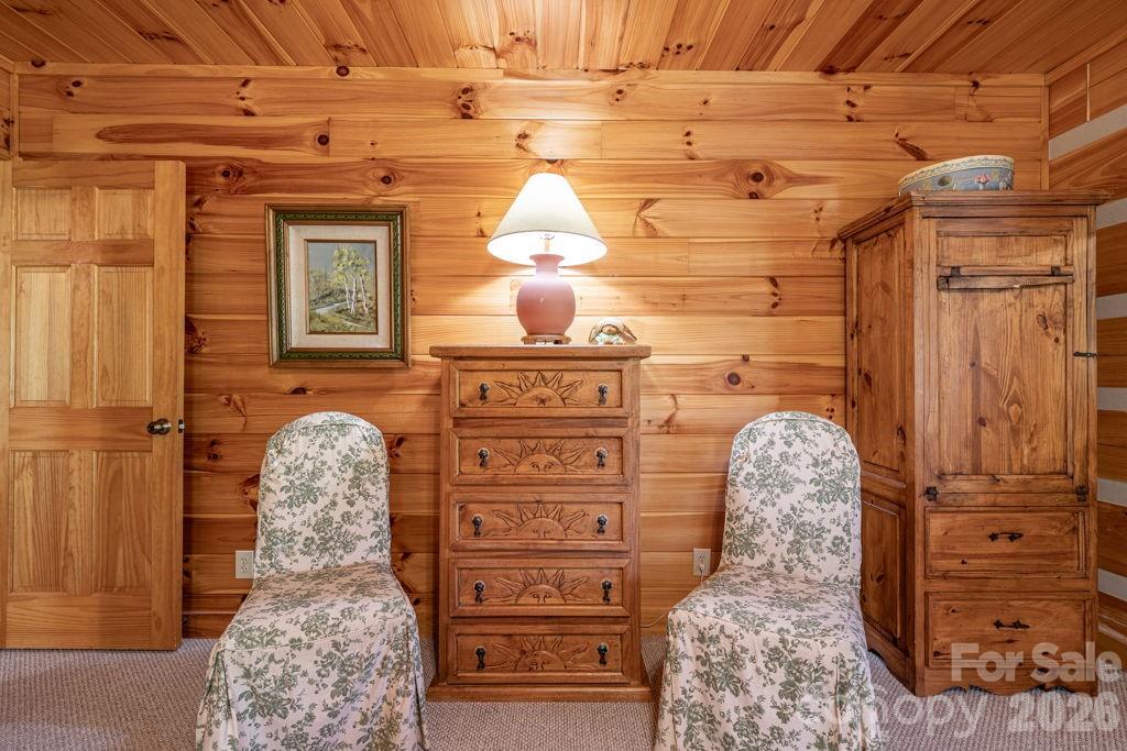 197 Woodby Ridge Road — Vilas