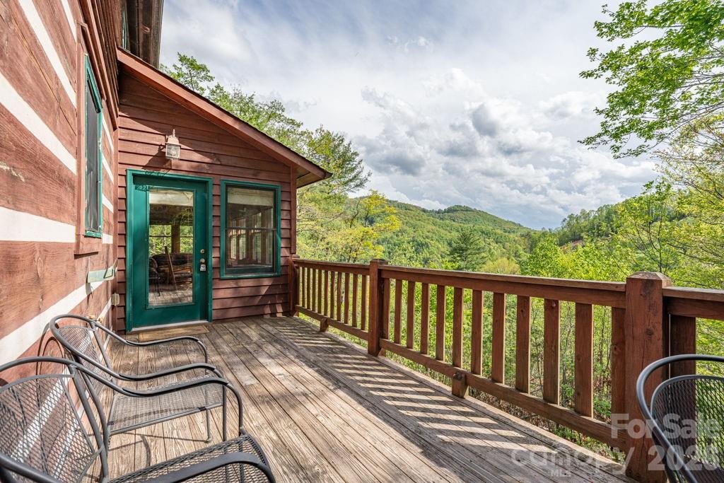 197 Woodby Ridge Road — Vilas