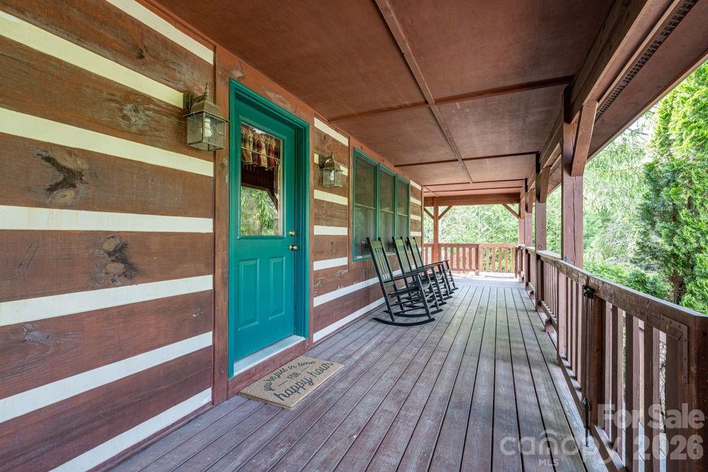 197 Woodby Ridge Road — Vilas
