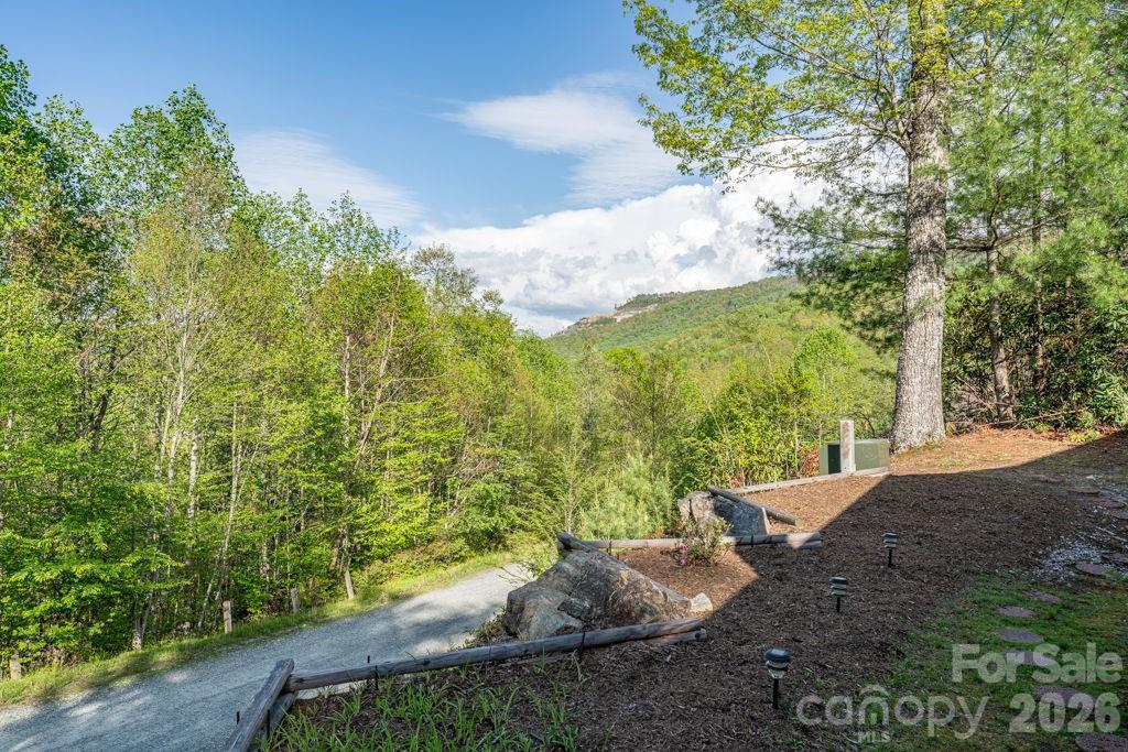 197 Woodby Ridge Road — Vilas