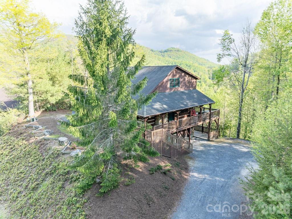 197 Woodby Ridge Road — Vilas