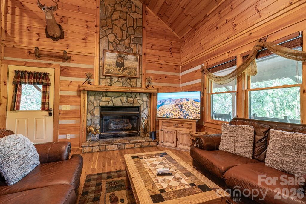 197 Woodby Ridge Road — Vilas