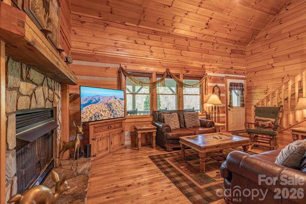 197 Woodby Ridge Road — Vilas