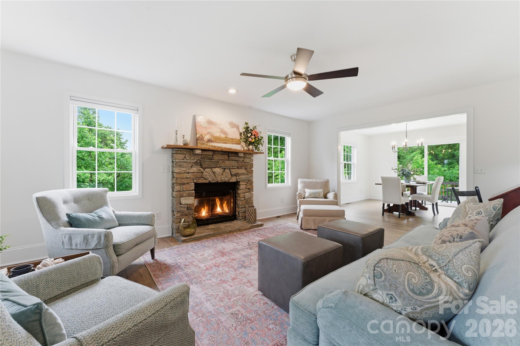 15 Racoon Point — Canton