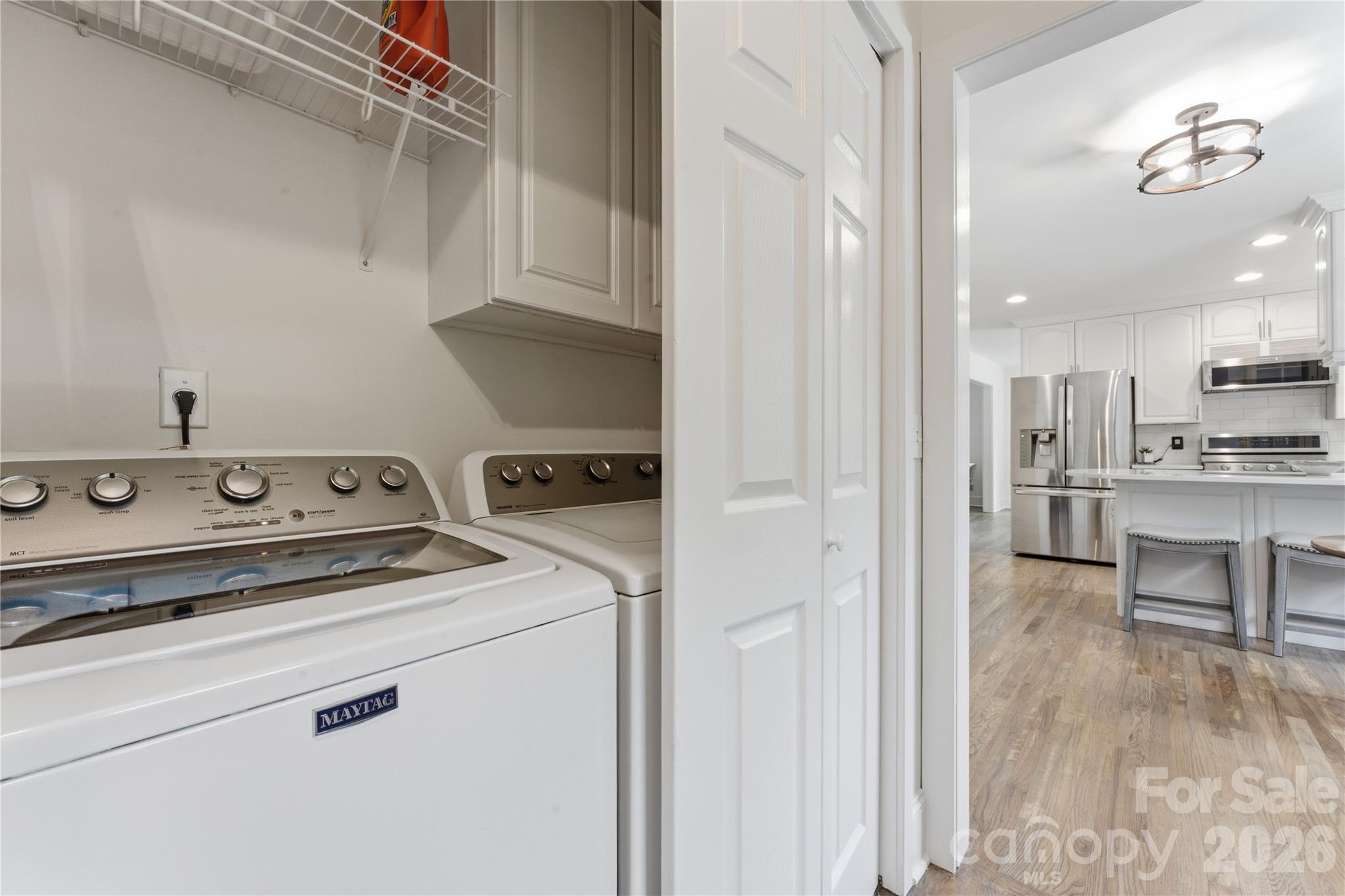 15 Racoon Point — Canton