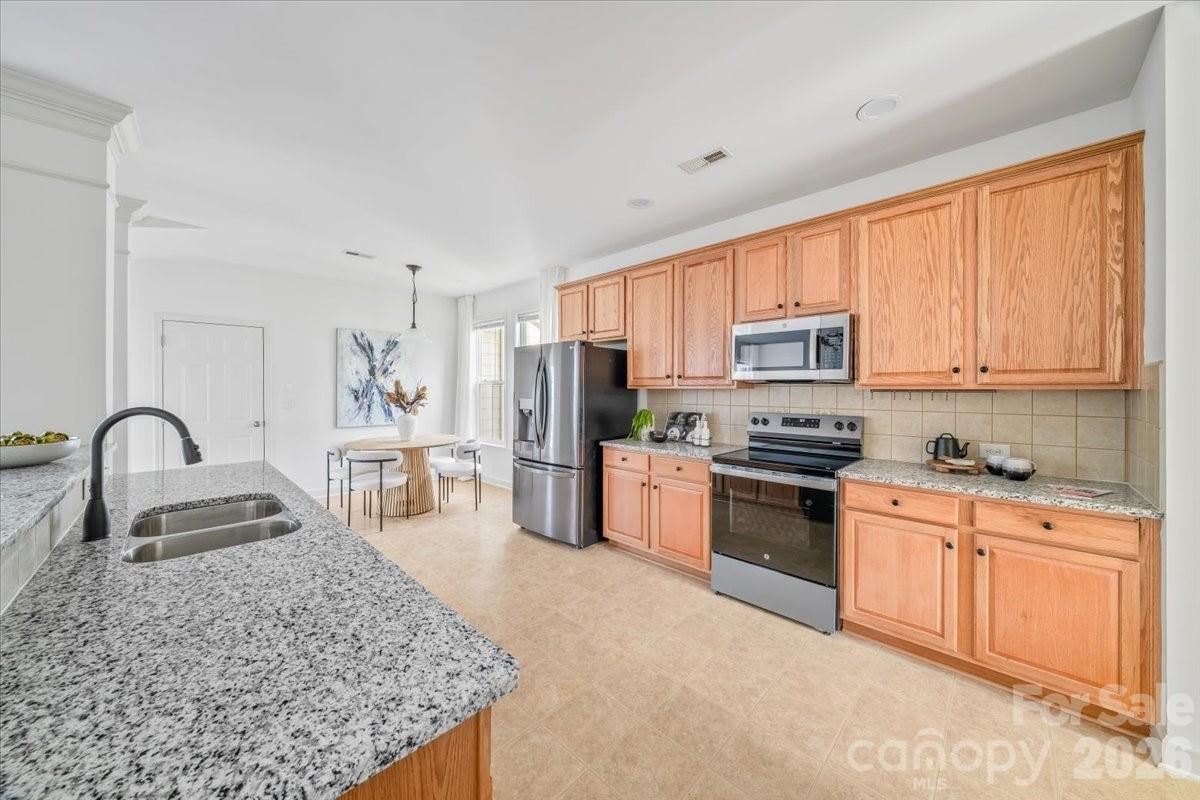 6521 Old Magnolia Lane — Mint Hill