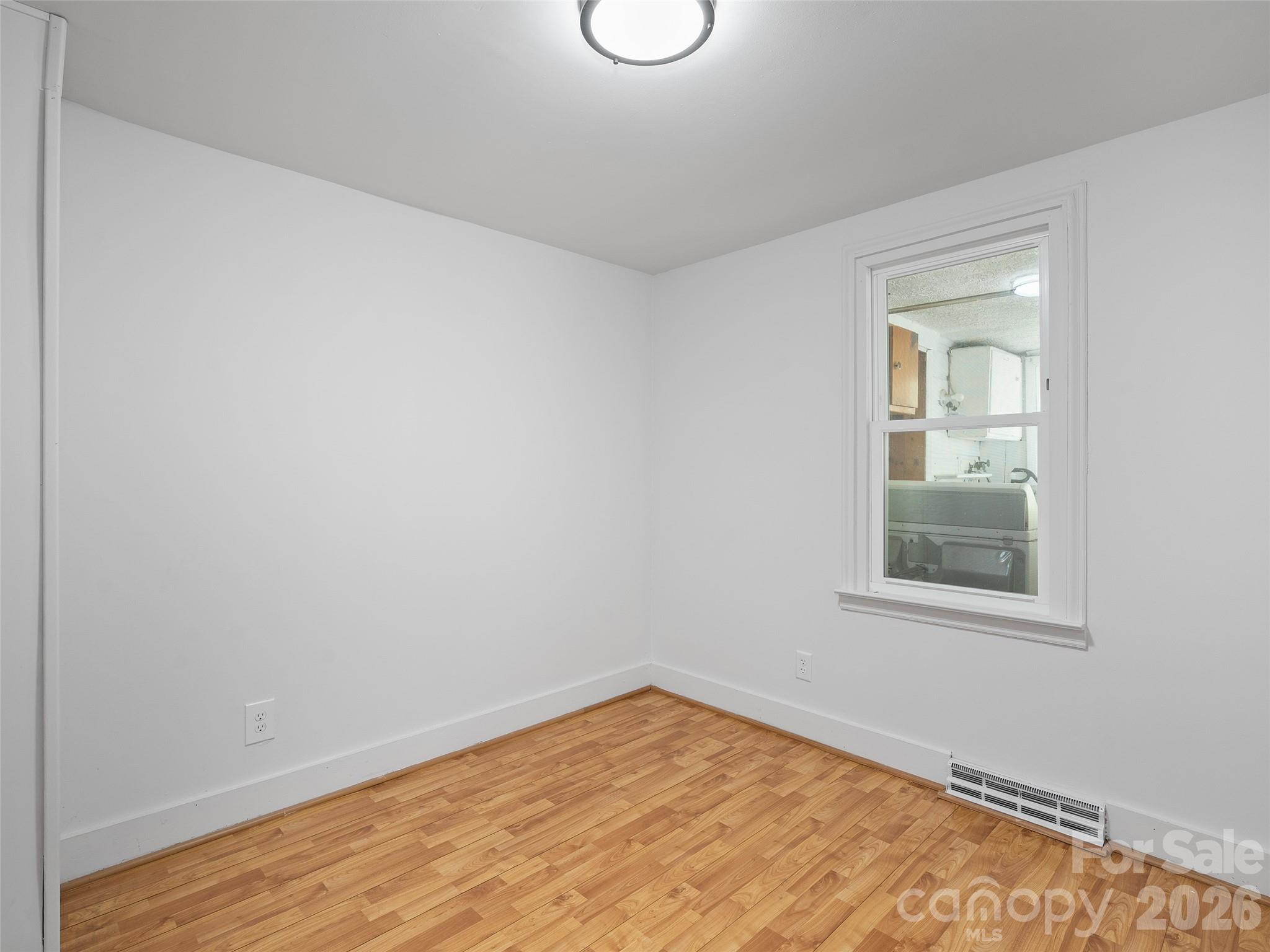160 Cooper Street — Canton
